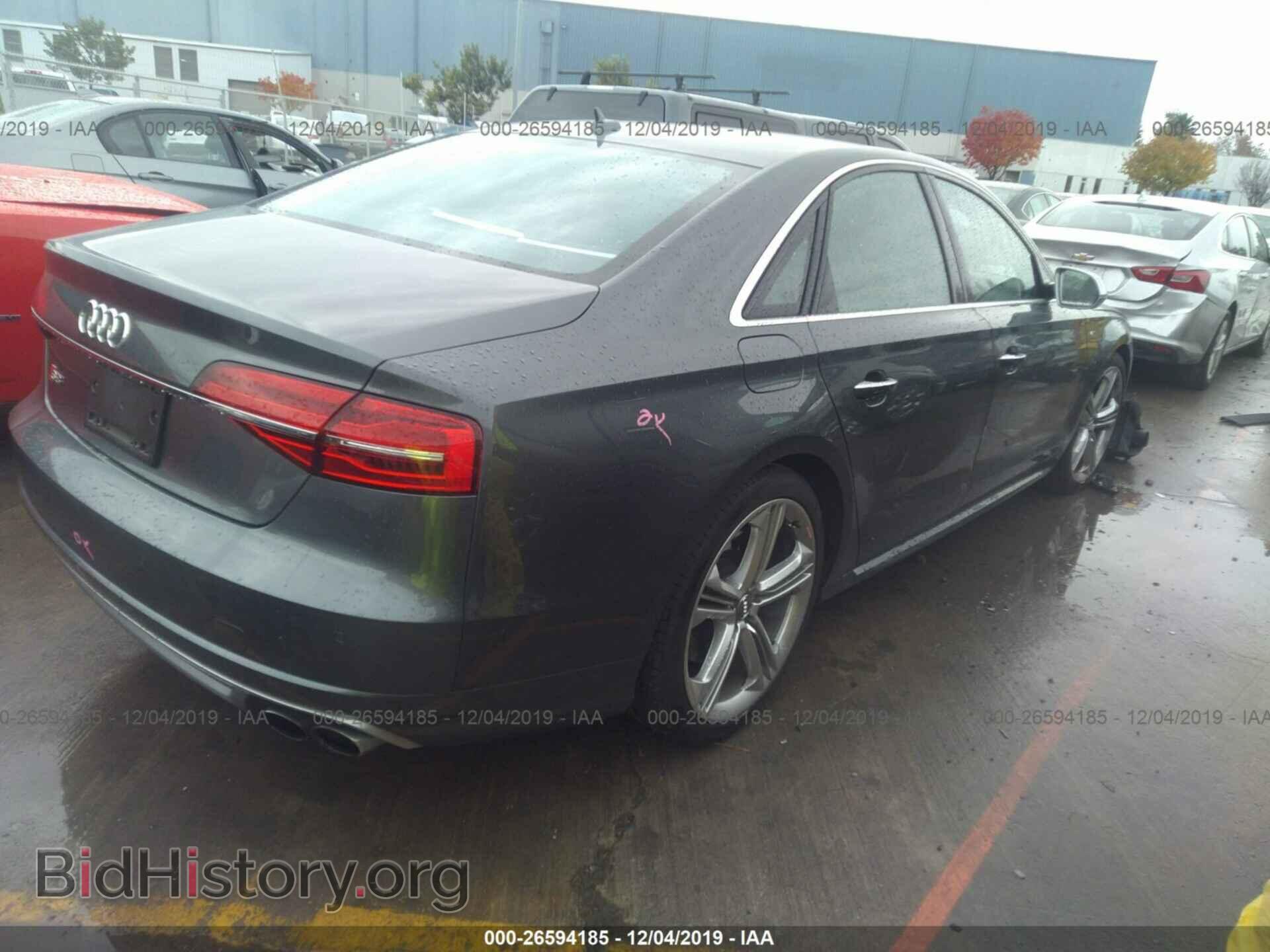 2015 Audi S8 - VIN: WAUK2AFD1FN020060 - Фото 4