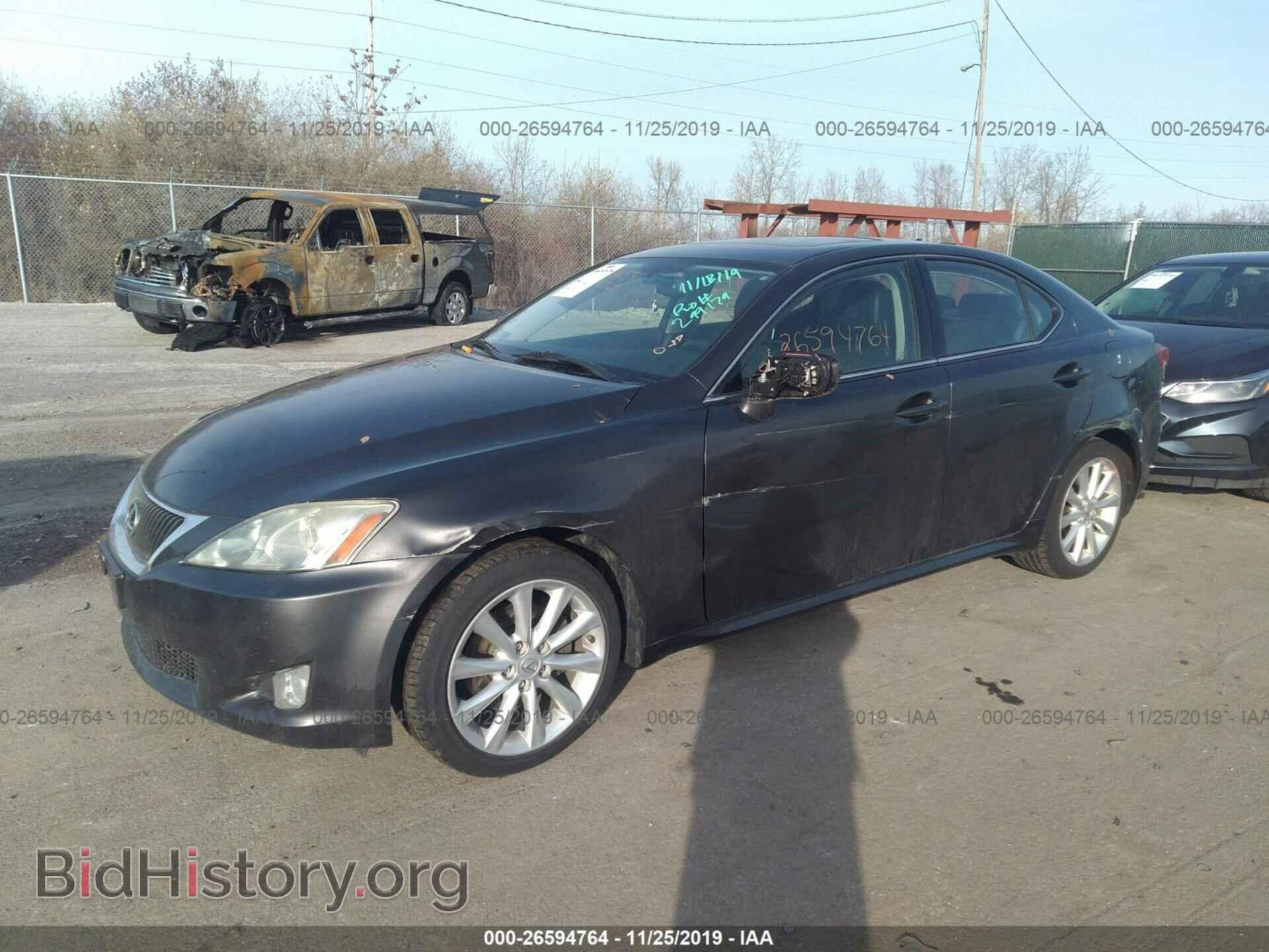 2009 LEXUS IS - VIN: JTHCK262192029888 - Фото 2