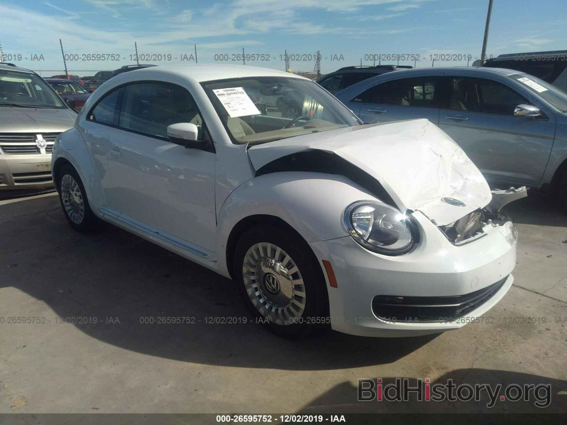 Photo 3VWH07AT2FM617231 - VOLKSWAGEN BEETLE 2015