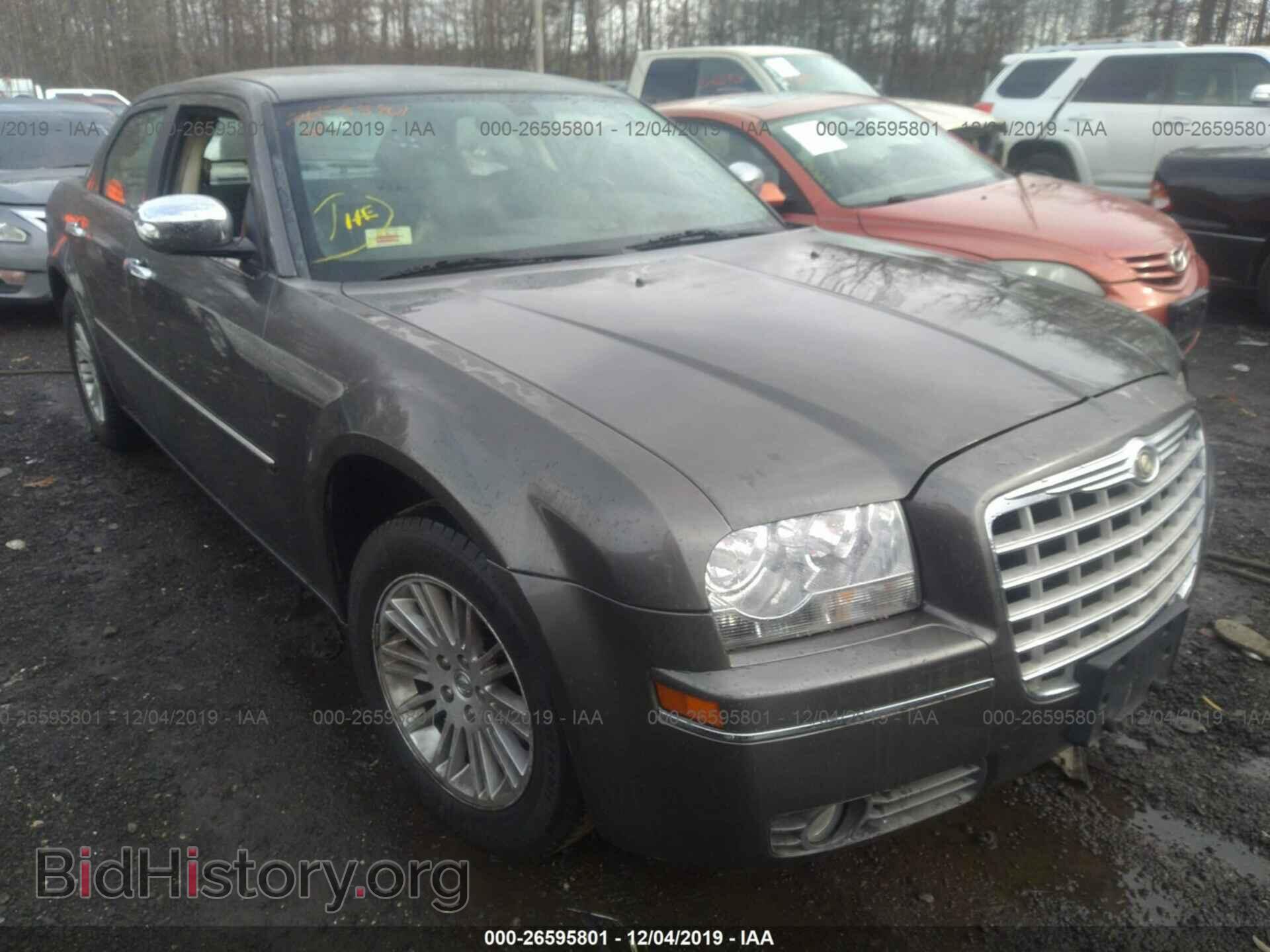 Photo 2C3CA5CV8AH235746 - CHRYSLER 300 2010