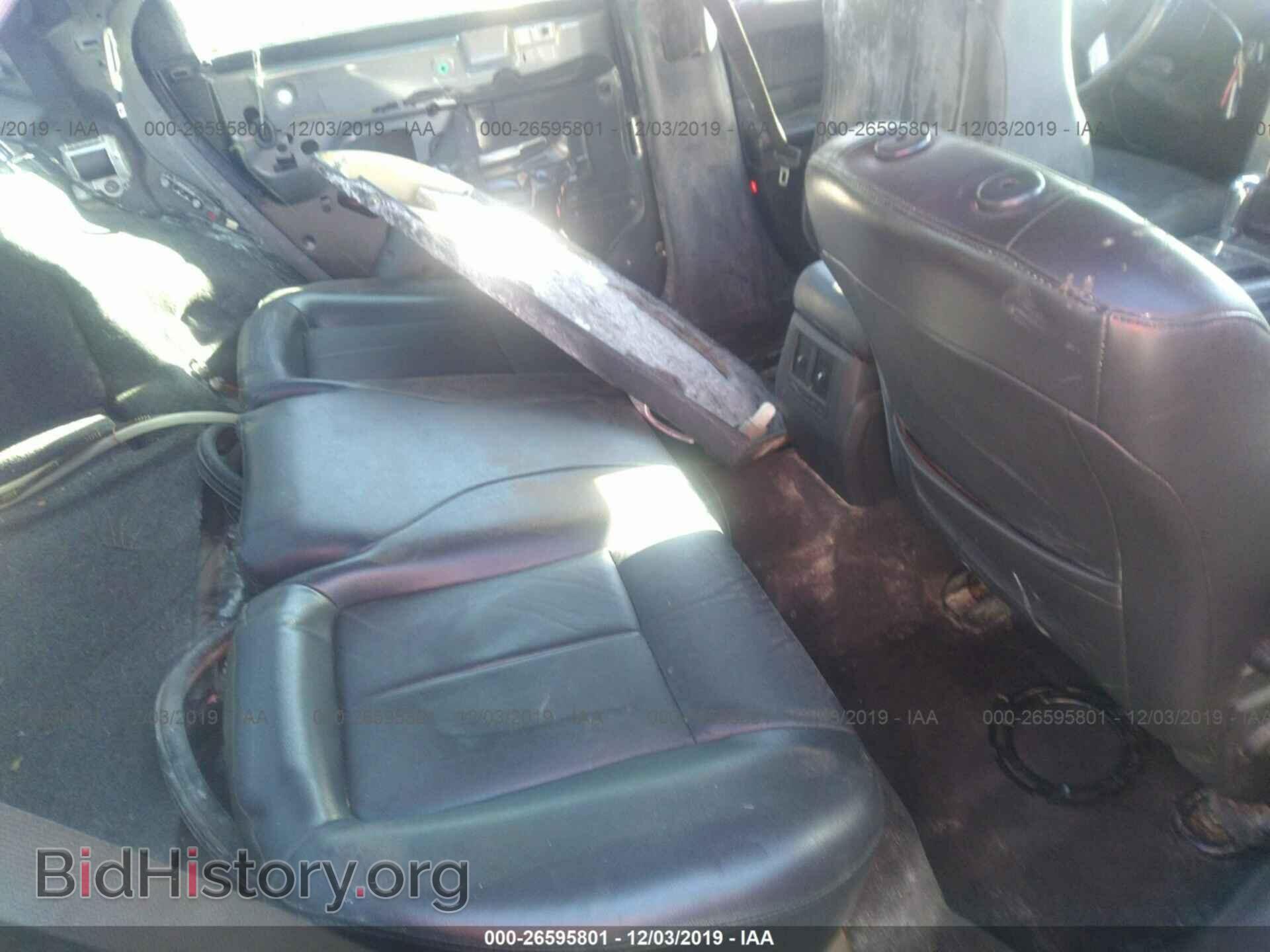2010 CHRYSLER 300 - VIN: 2C3CA5CV8AH235746 - Фото 7