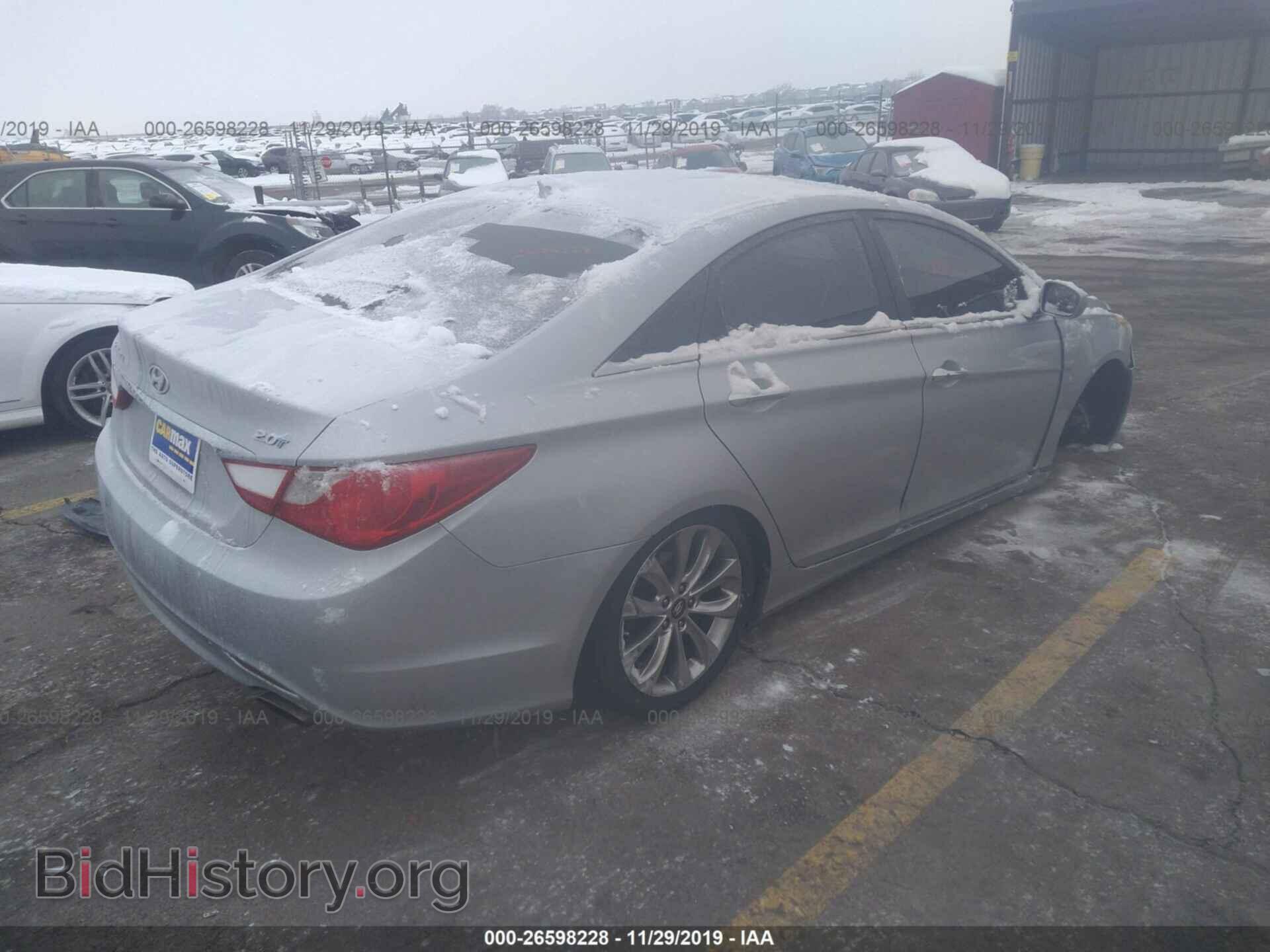 2012 Hyundai Sonata - VIN: 5NPEC4AB5CH393795 - Фото 4
