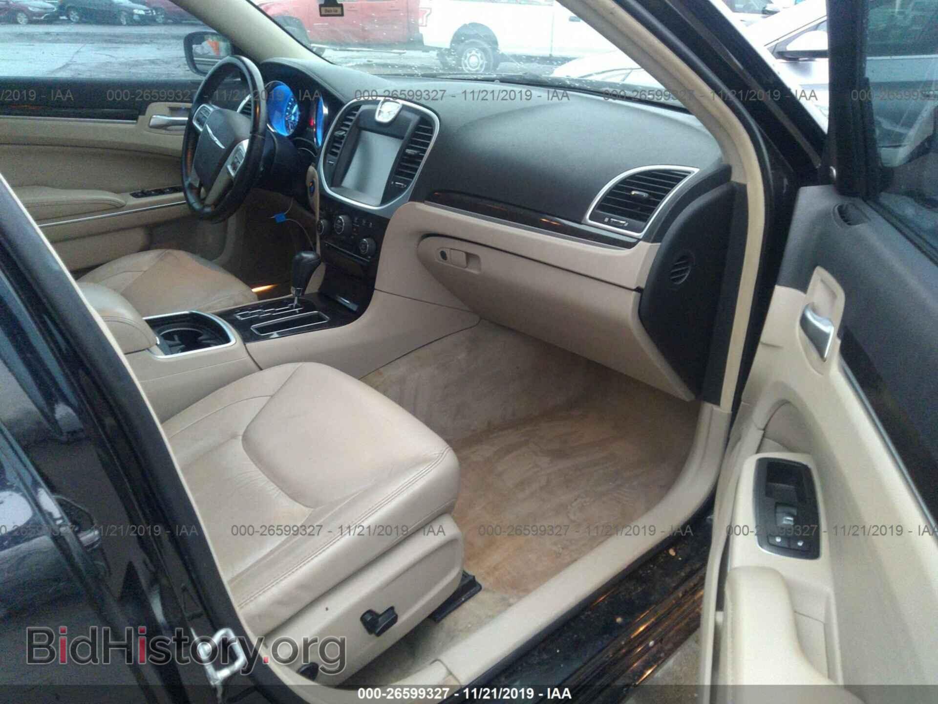 2011 CHRYSLER 300 - VIN: 2C3CA5CG8BH594503 - Фото 5