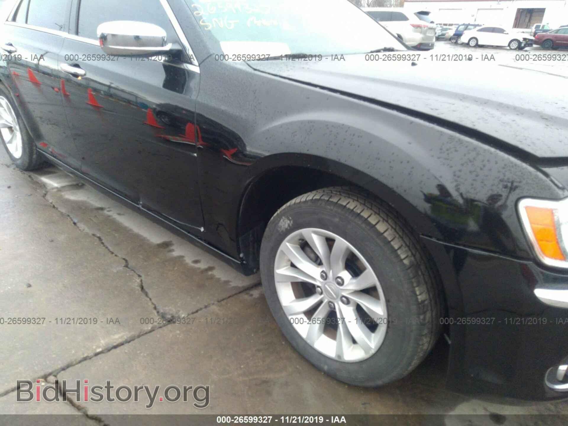 2011 CHRYSLER 300 - VIN: 2C3CA5CG8BH594503 - Фото 6