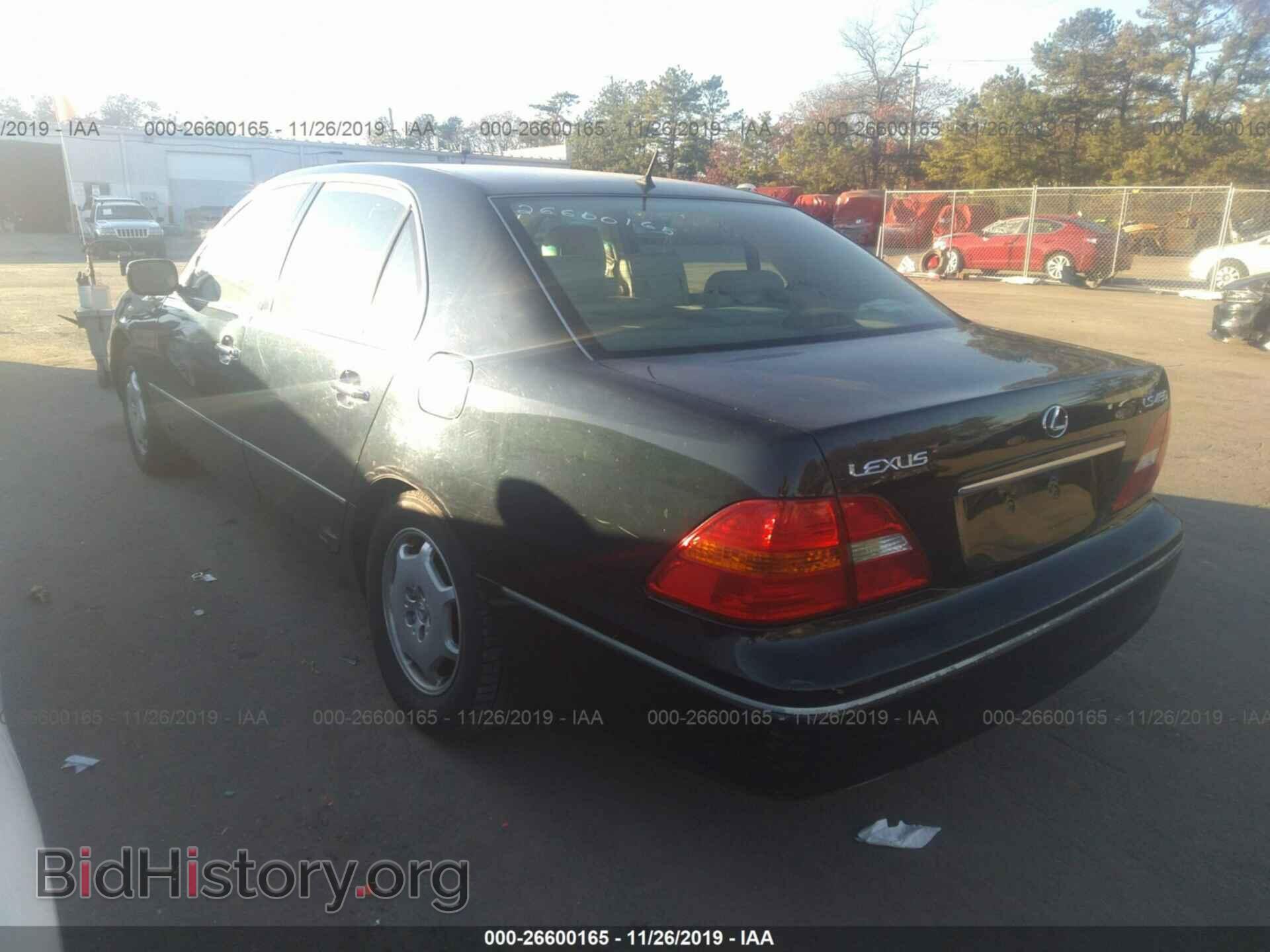 2002 LEXUS LS - VIN: JTHBN30FX20059462 - Фото 3