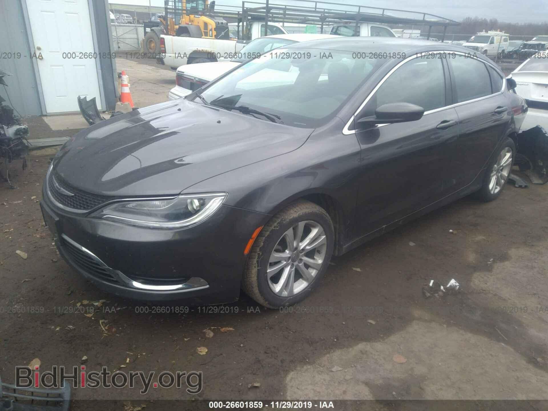 2016 Chrysler 200 - VIN: 1C3CCCAB3GN107437 - Photo 2