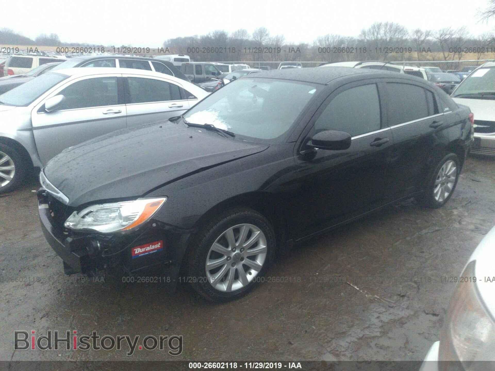 2012 CHRYSLER 200 - VIN: 1C3CCBBBXCN213337 - Фото 2