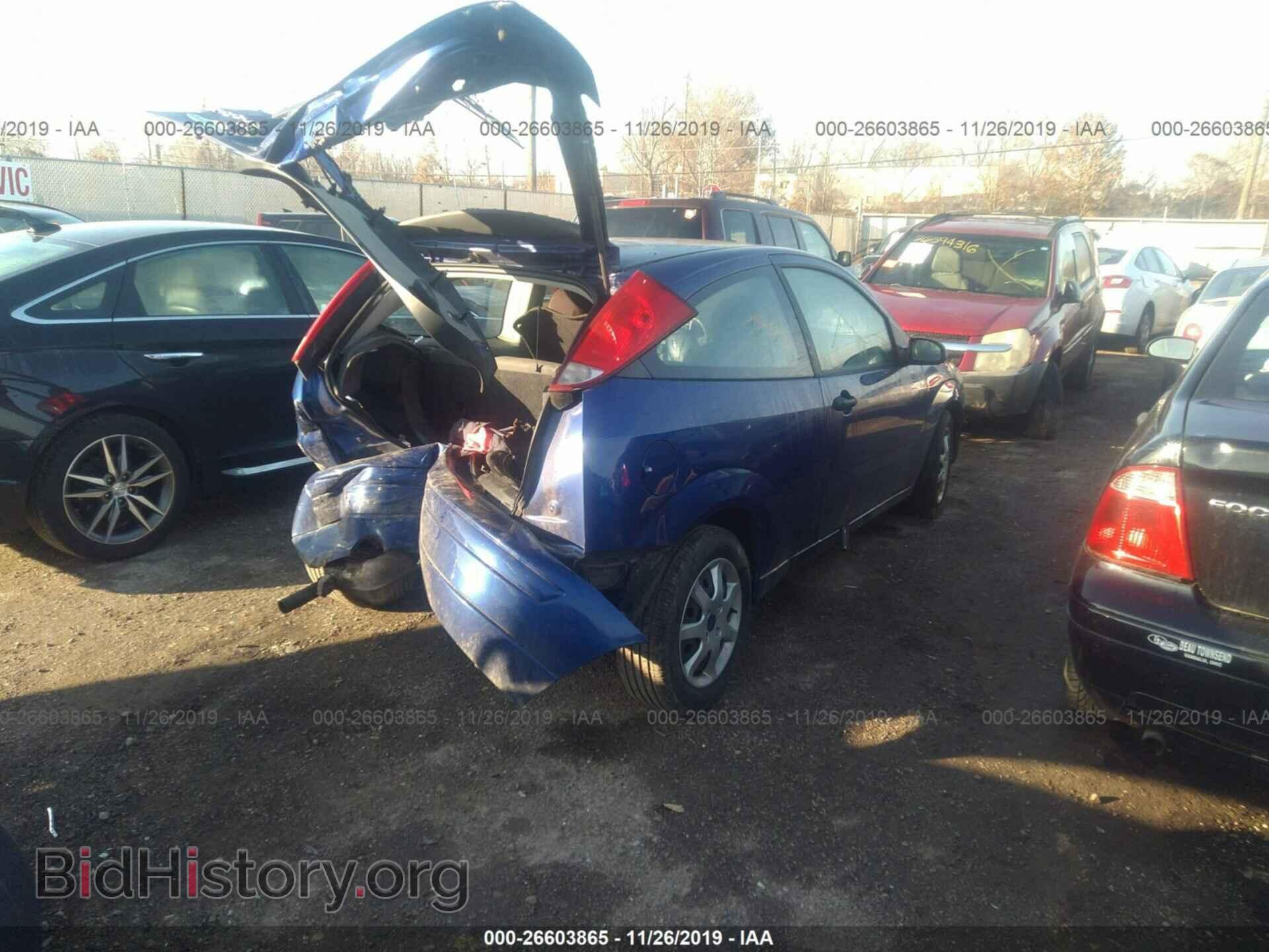 2005 FORD FOCUS - VIN: 3FAFP31NX5R133542 - Фото 4