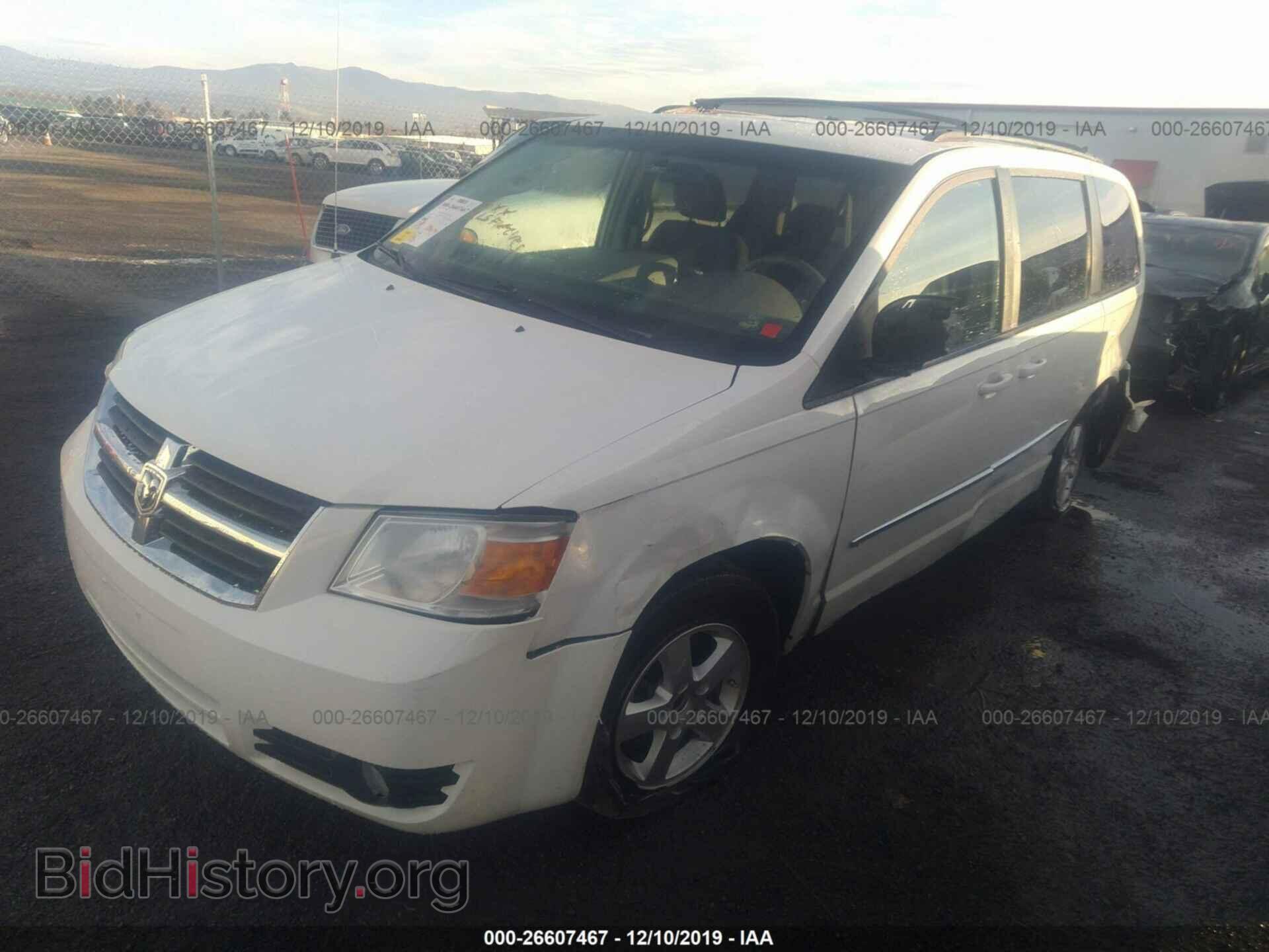 2010 DODGE GRAND CARAVAN - VIN: 2D4RN5D13AR256250 - Фото 2