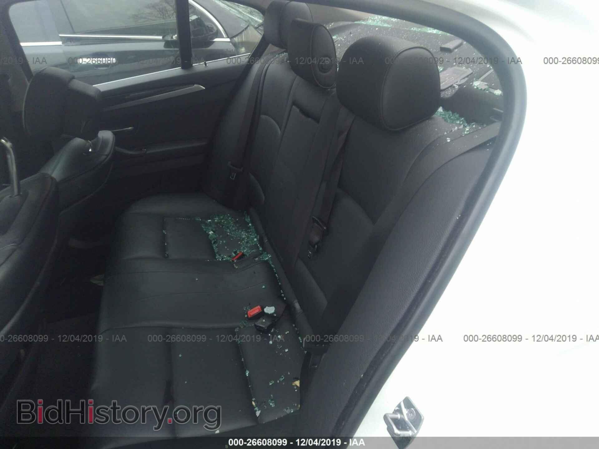 2012 BMW 528 - VIN: WBAXH5C59CDW10629 - Фото 8