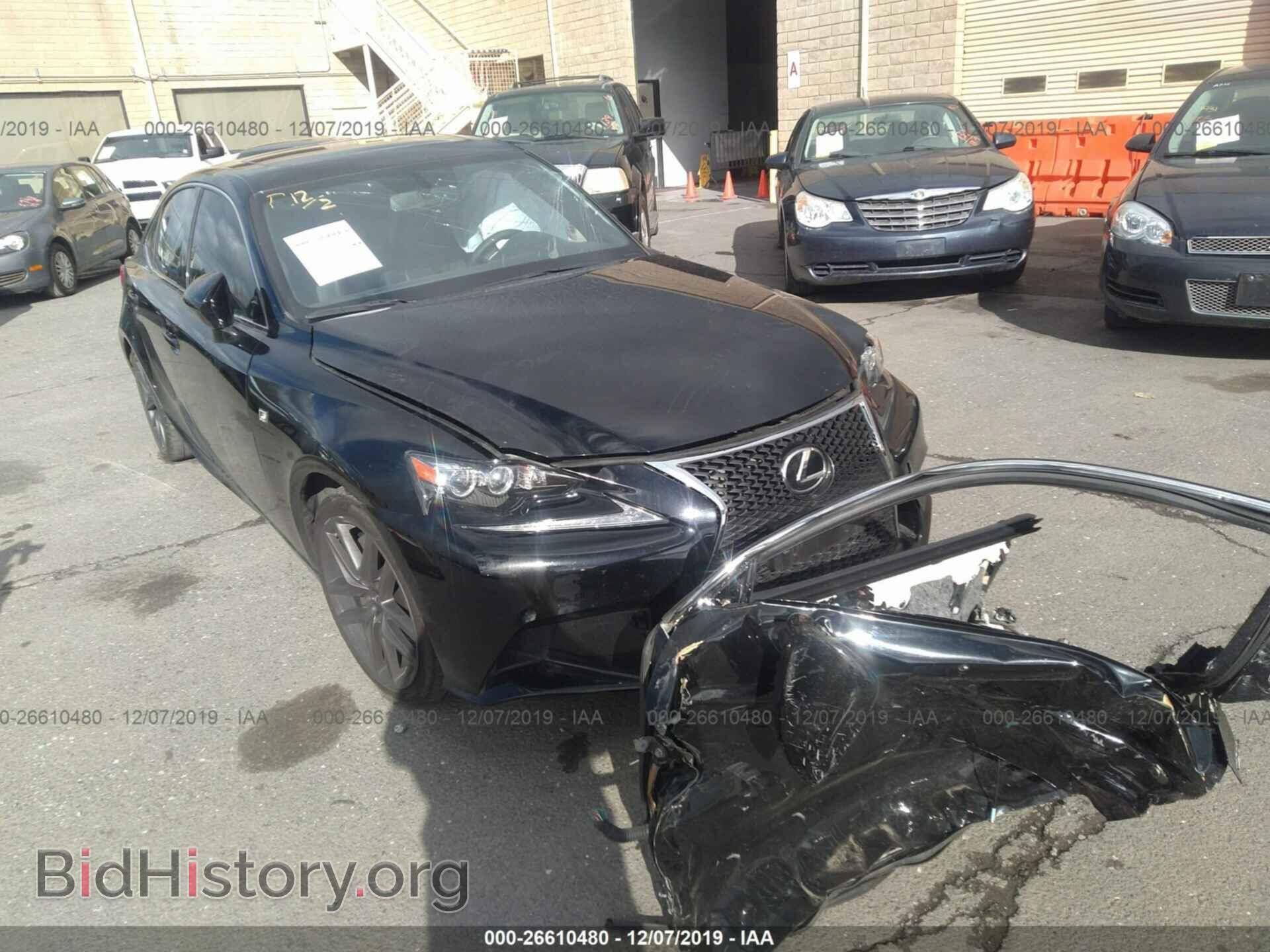 Фотография JTHBE1D26F5019111 - LEXUS IS 2015