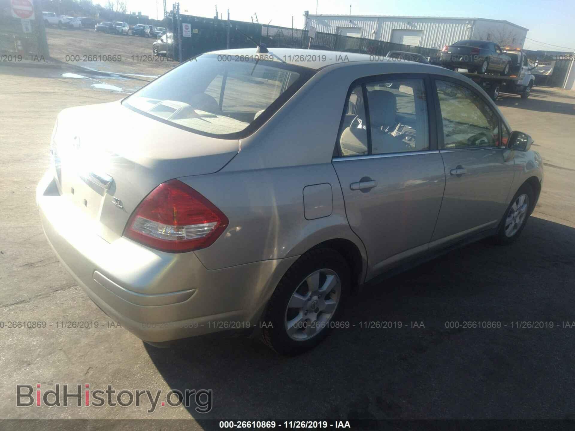 2007 NISSAN VERSA - VIN: 3N1BC11E67L458917 - Photo 4