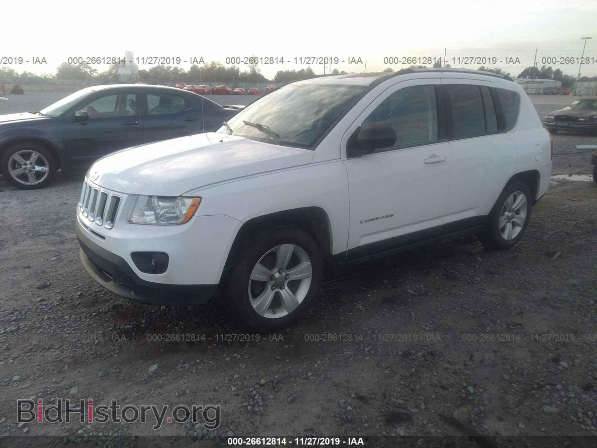 2011 JEEP COMPASS - VIN: 1J4NT1FA6BD155452 - Photo 2