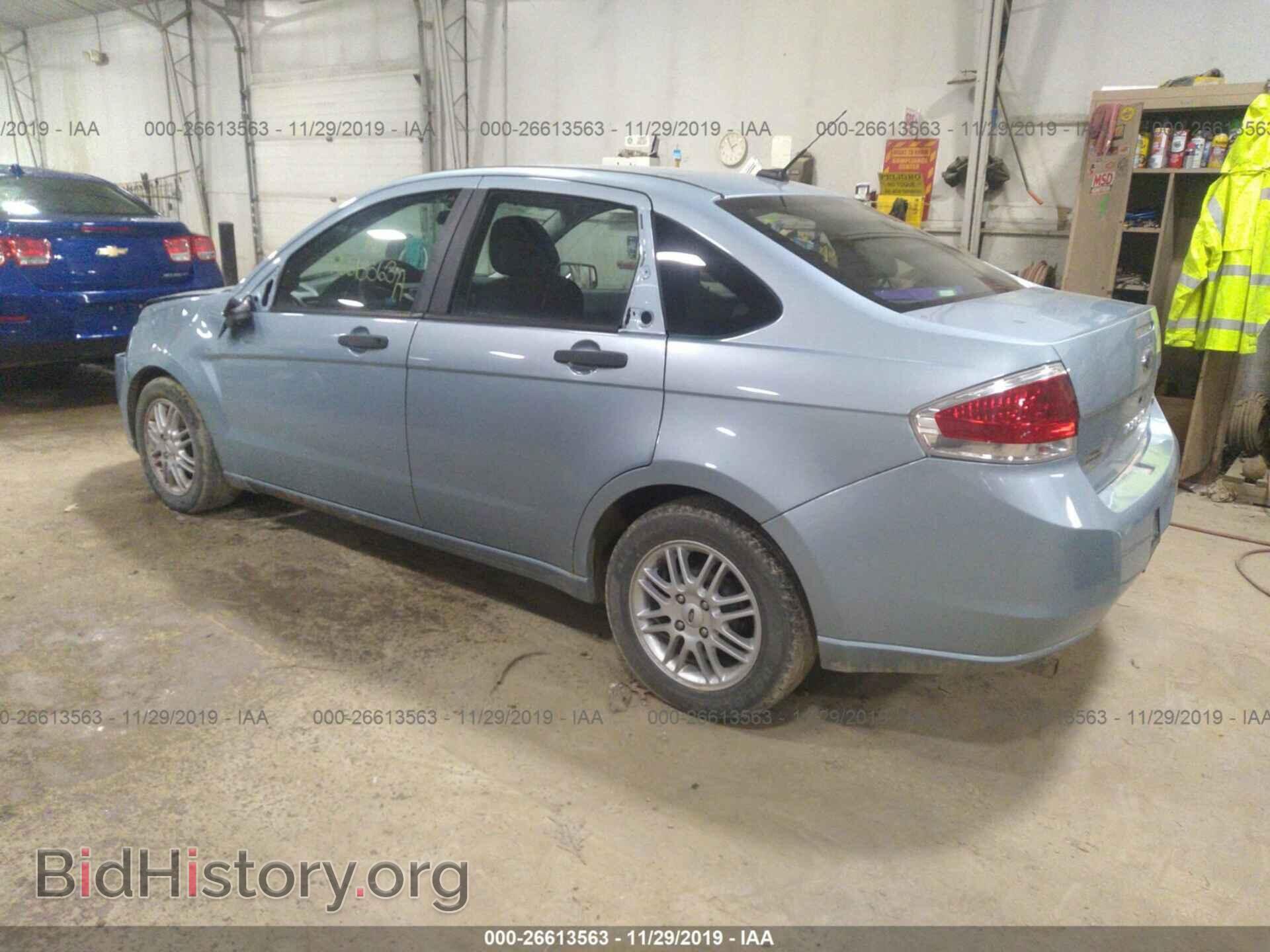 2009 FORD FOCUS - VIN: 1FAHP35N49W109677 - Фото 3