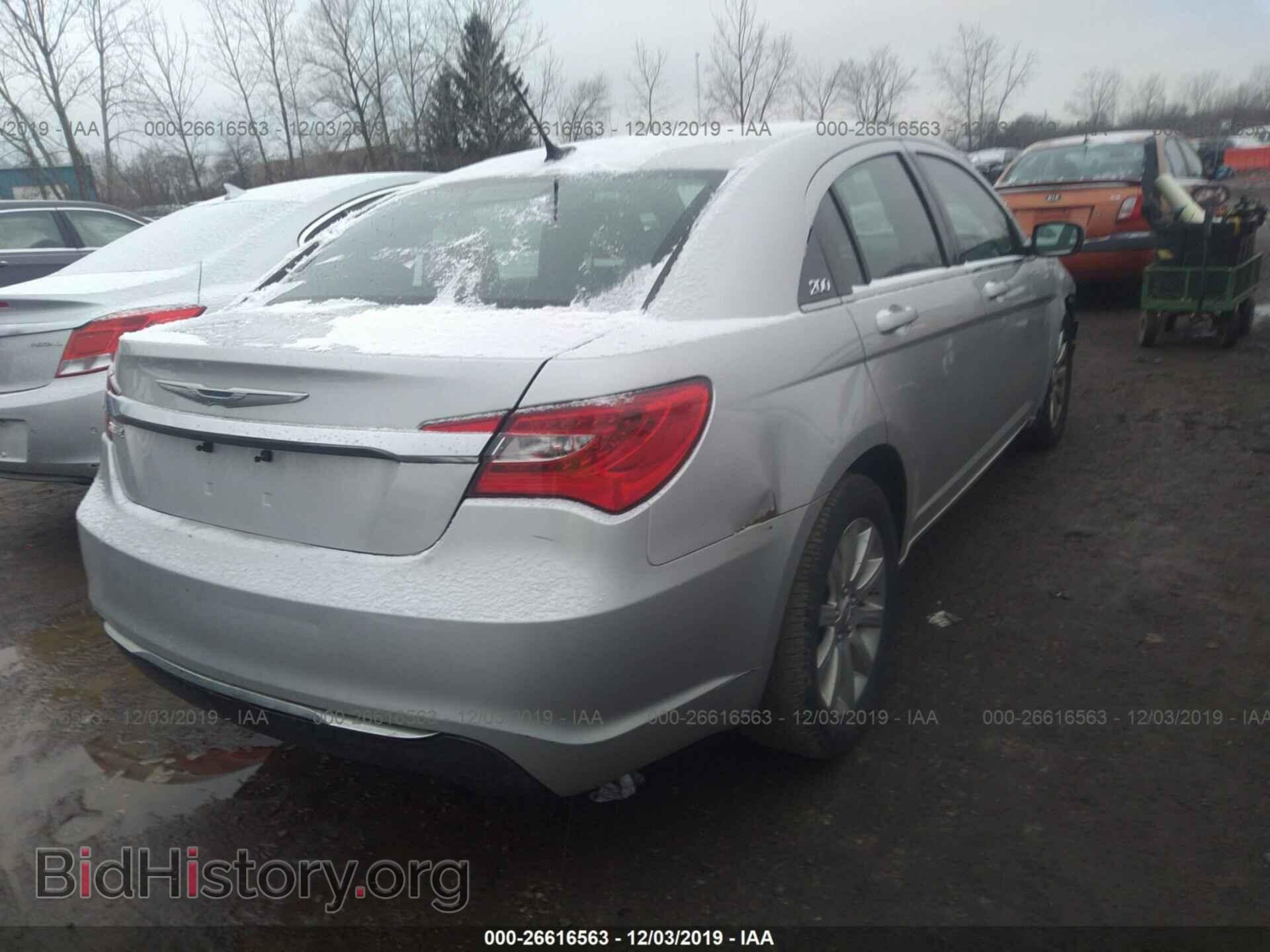 2012 CHRYSLER 200 - VIN: 1C3CCBBB0CN278052 - Фото 4