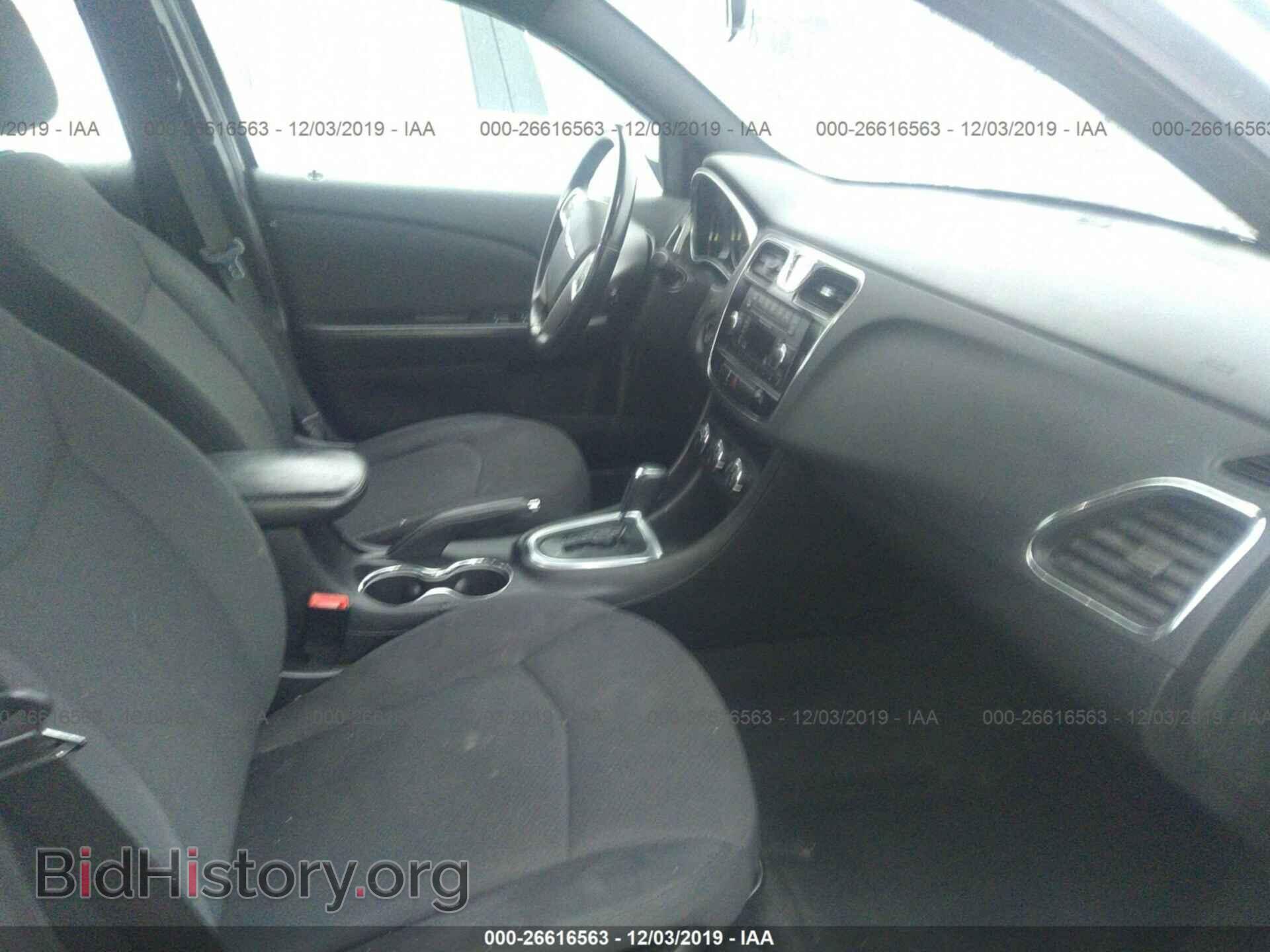2012 CHRYSLER 200 - VIN: 1C3CCBBB0CN278052 - Фото 5