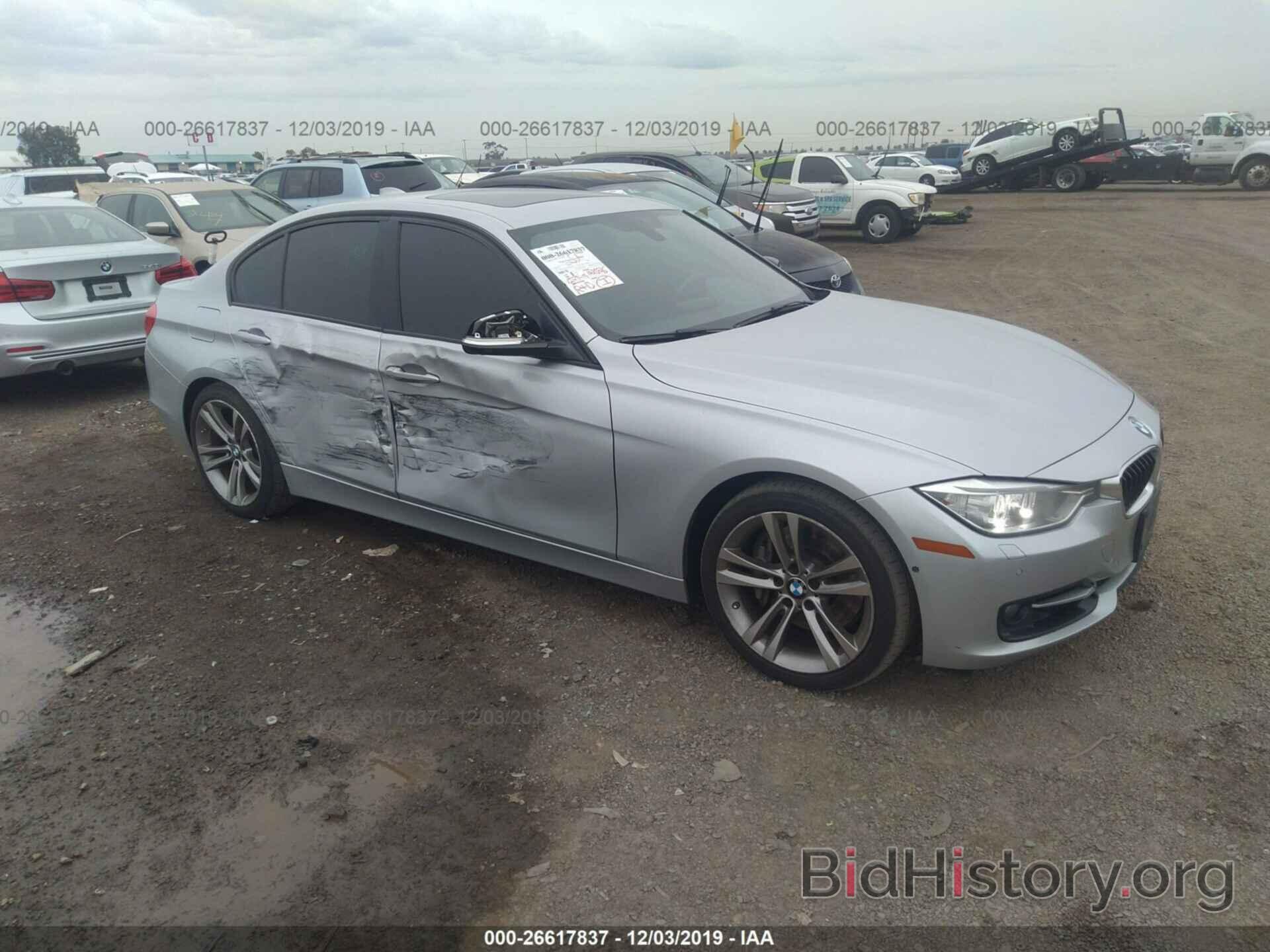 Фотография WBA3A9C51DF475551 - BMW 335 2013