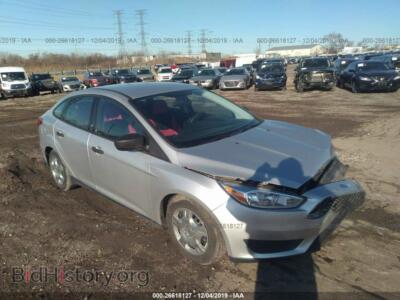 2016 Ford FOCUS S, silver — VIN 1FADP3E20GL250927, IAAI