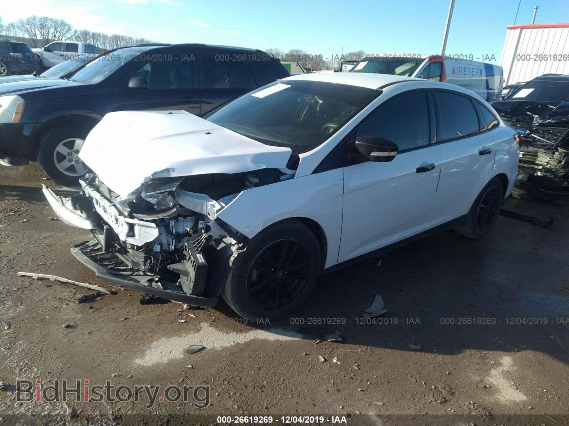 2017 FORD FOCUS - VIN: 1FADP3F23HL248671 - Photo 2