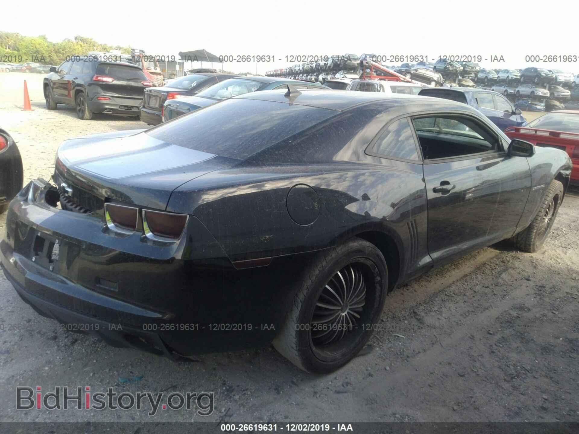 2011 Chevrolet Camaro - VIN: 2G1FB1ED3B9210292 - Фото 4