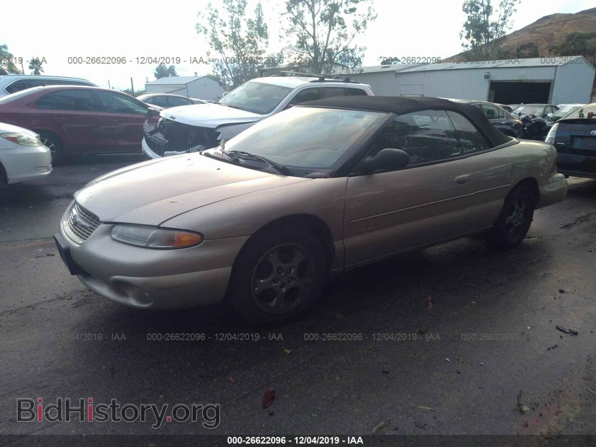1998 Chrysler Sebring - VIN: 3C3EL55H9WT334519 - Фото 2