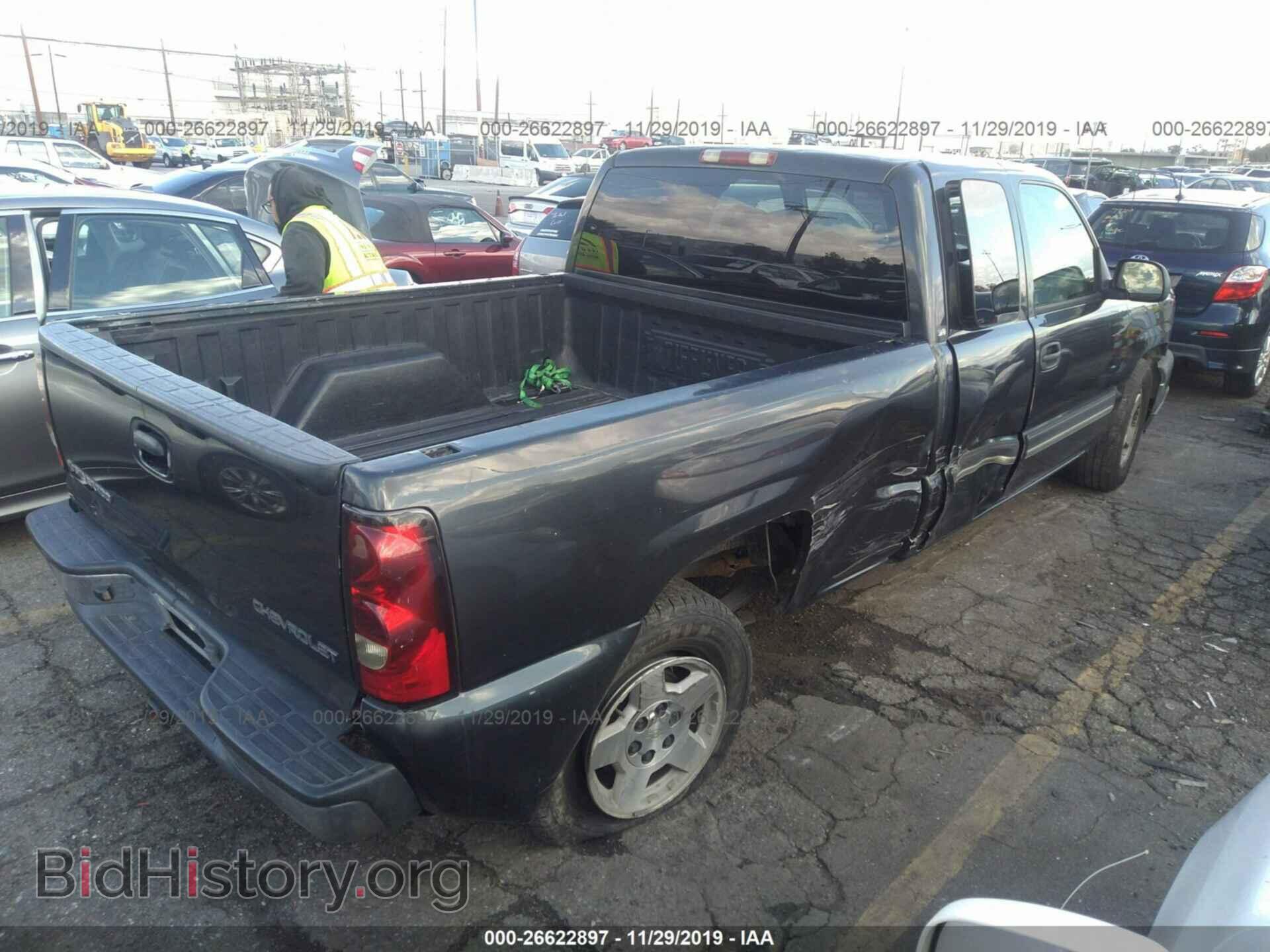 2005 CHEVROLET SILVERADO - VIN: 2GCEC19V551114105 - Фото 4