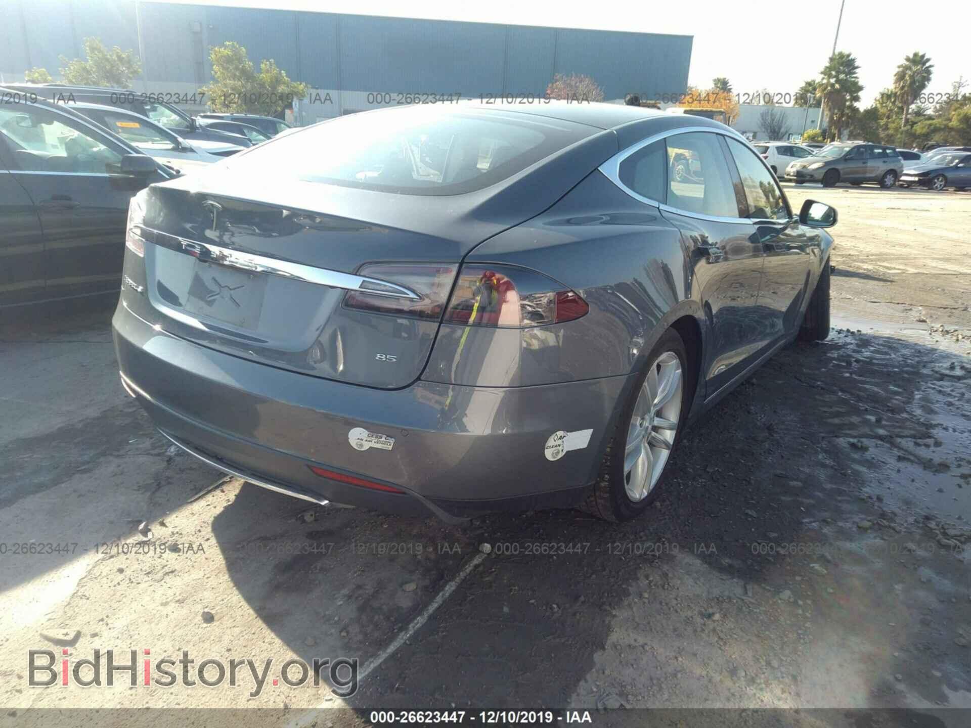 2014 Tesla Model S - VIN: 5YJSA1H19EFP33858 - Photo 4
