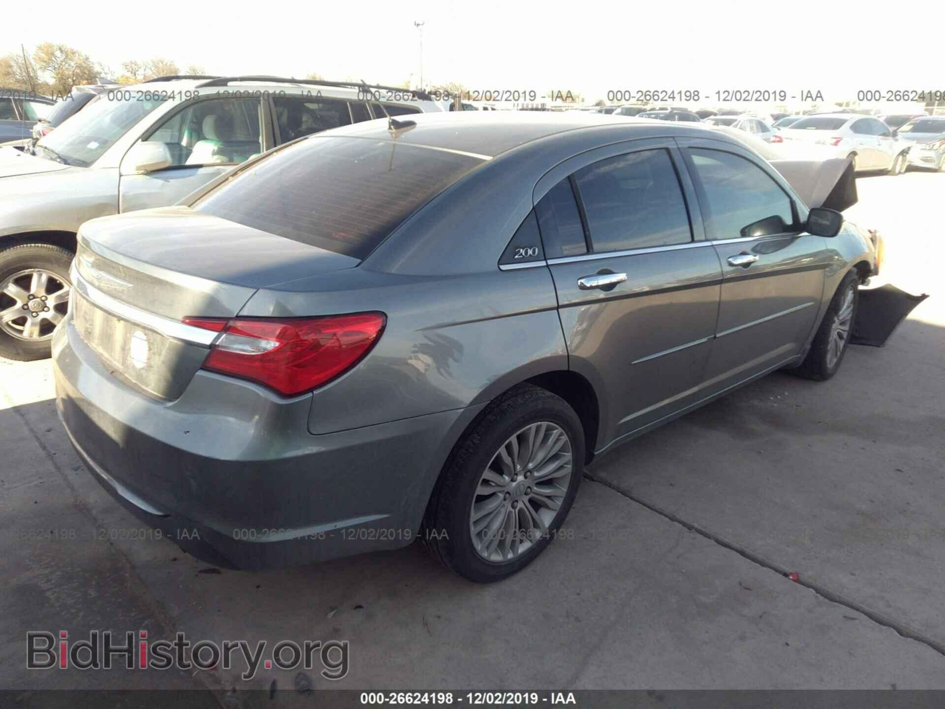 2012 CHRYSLER 200 - VIN: 1C3CCBCB2CN207742 - Photo 4