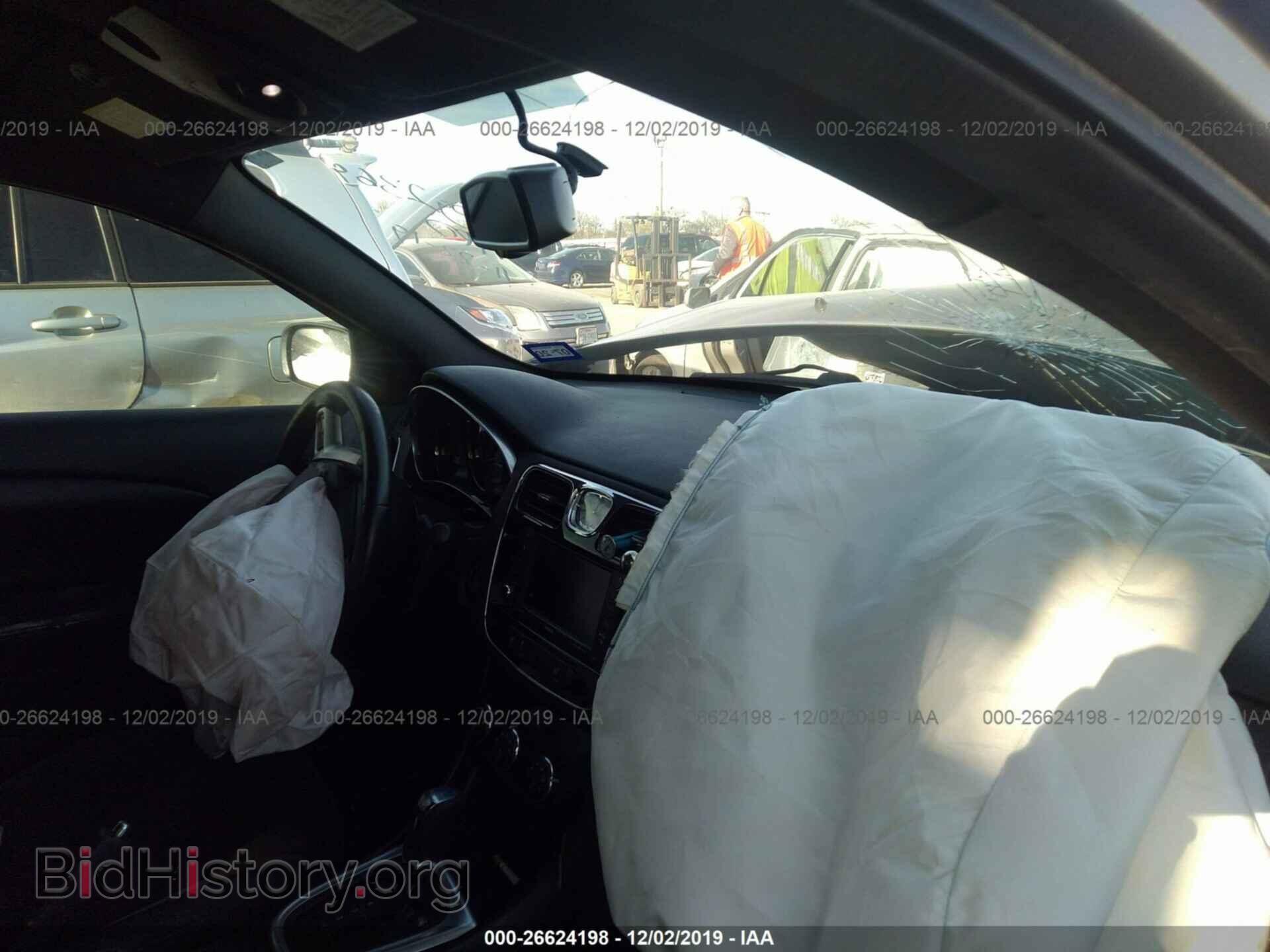 2012 CHRYSLER 200 - VIN: 1C3CCBCB2CN207742 - Photo 5