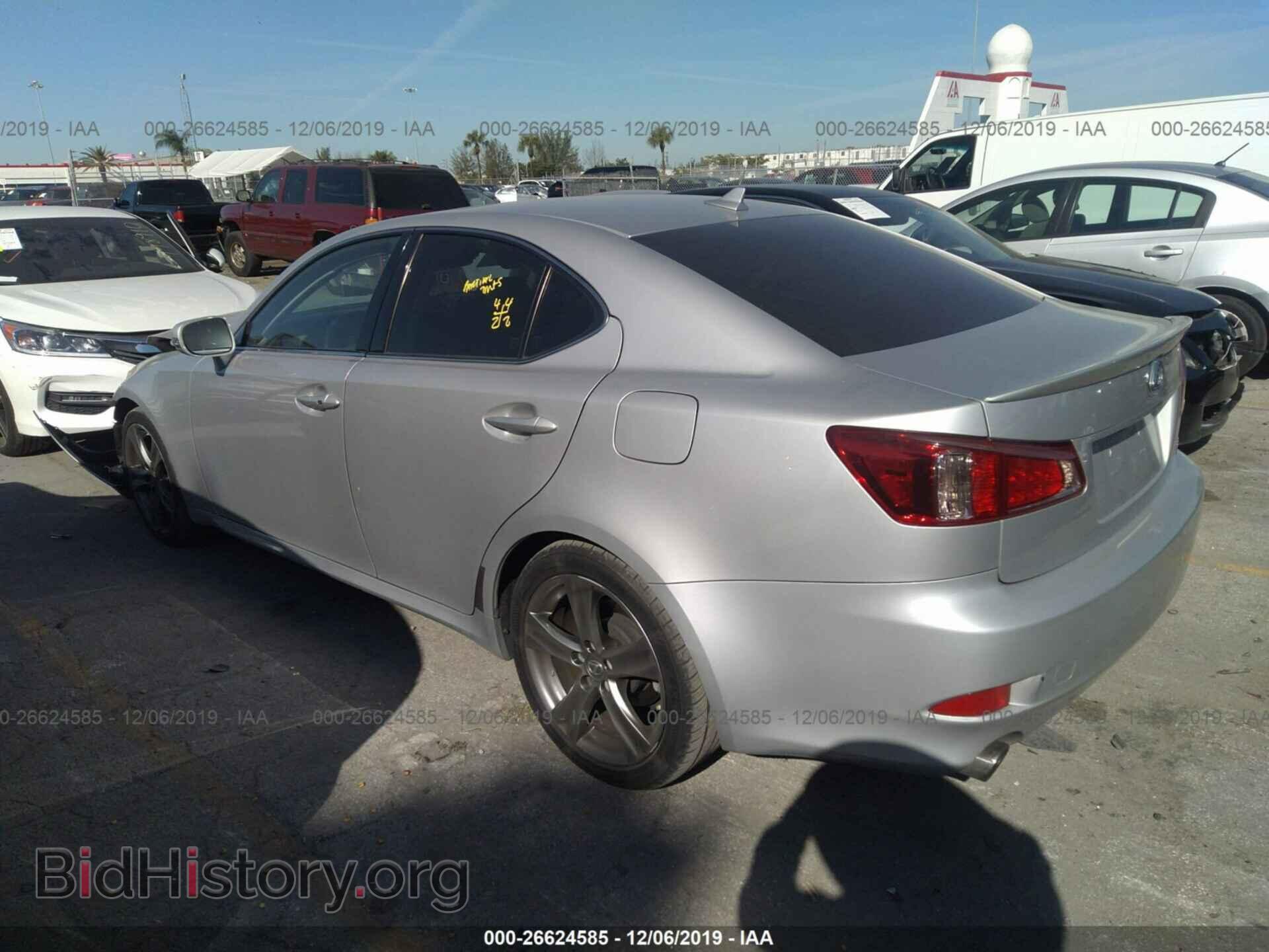 2011 LEXUS IS - VIN: JTHBF5C23B5152134 - Фото 3