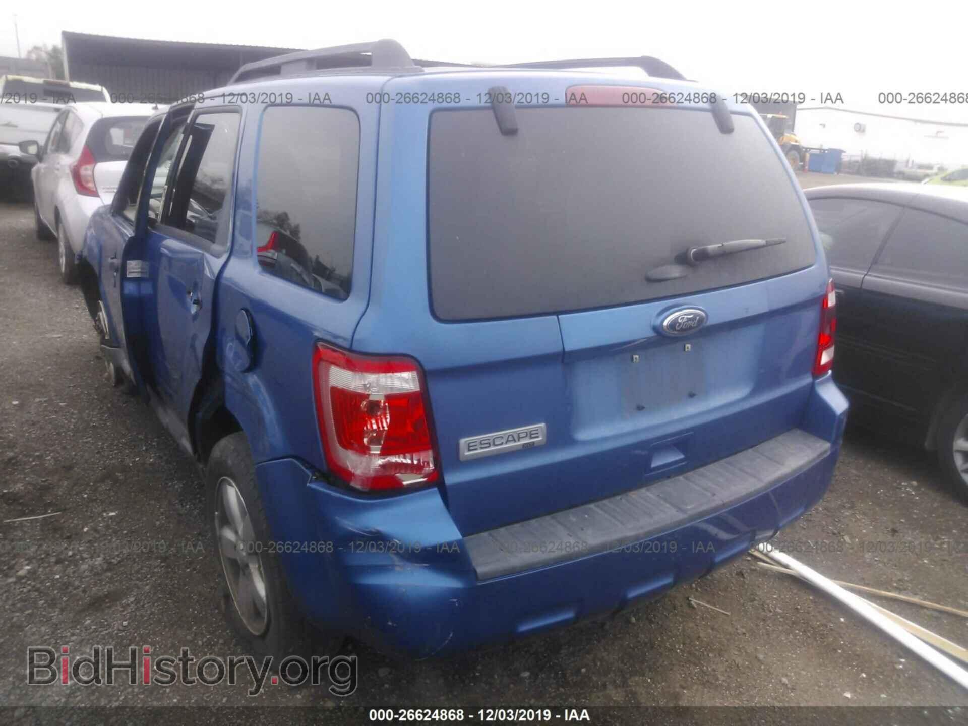 2011 Ford Escape - VIN: 1FMCU0D79BKC37940 - Фото 3