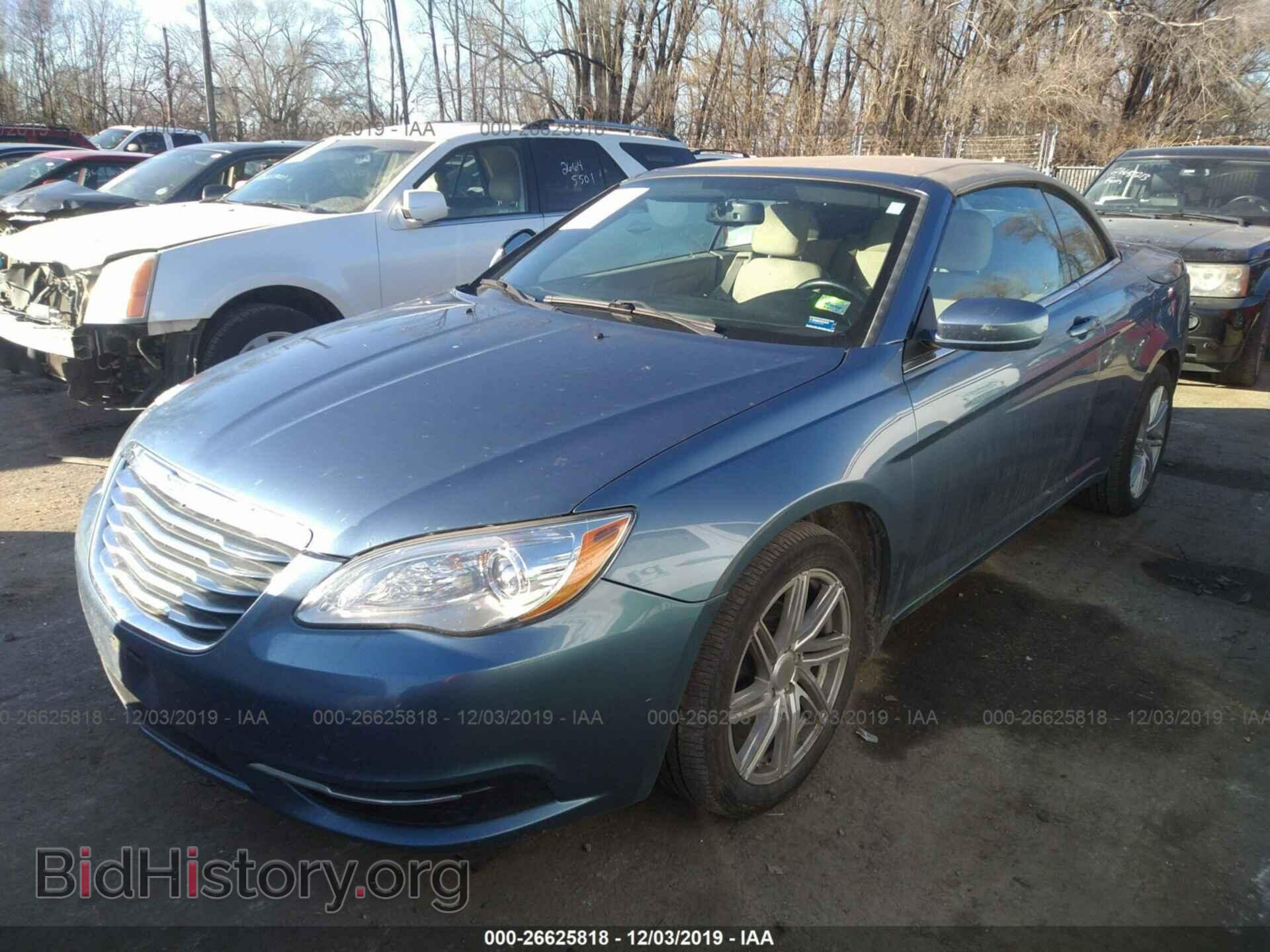 2011 CHRYSLER 200 - VIN: 1C3BC2EG2BN601325 - Photo 2