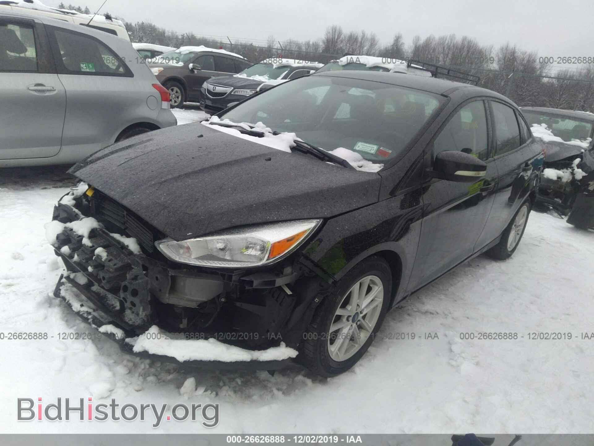 2015 Ford Focus - VIN: 1FADP3F28FL226839 - Photo 2