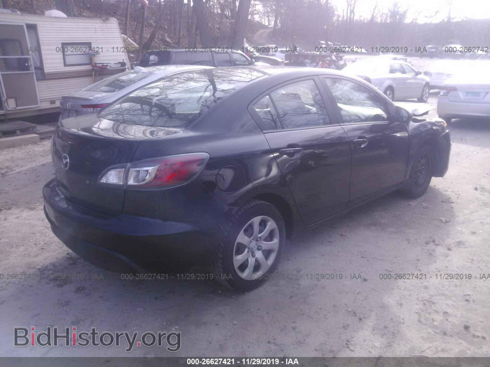 2011 MAZDA 3 - VIN: JM1BL1UG7B1432031 - Photo 4