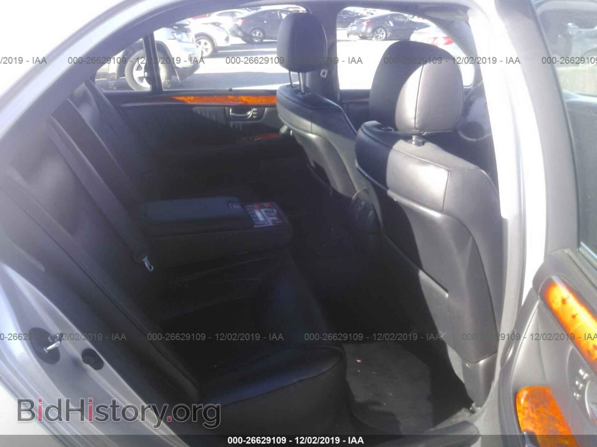 2004 LEXUS LS - VIN: JTHBN36F840137392 - Photo 8