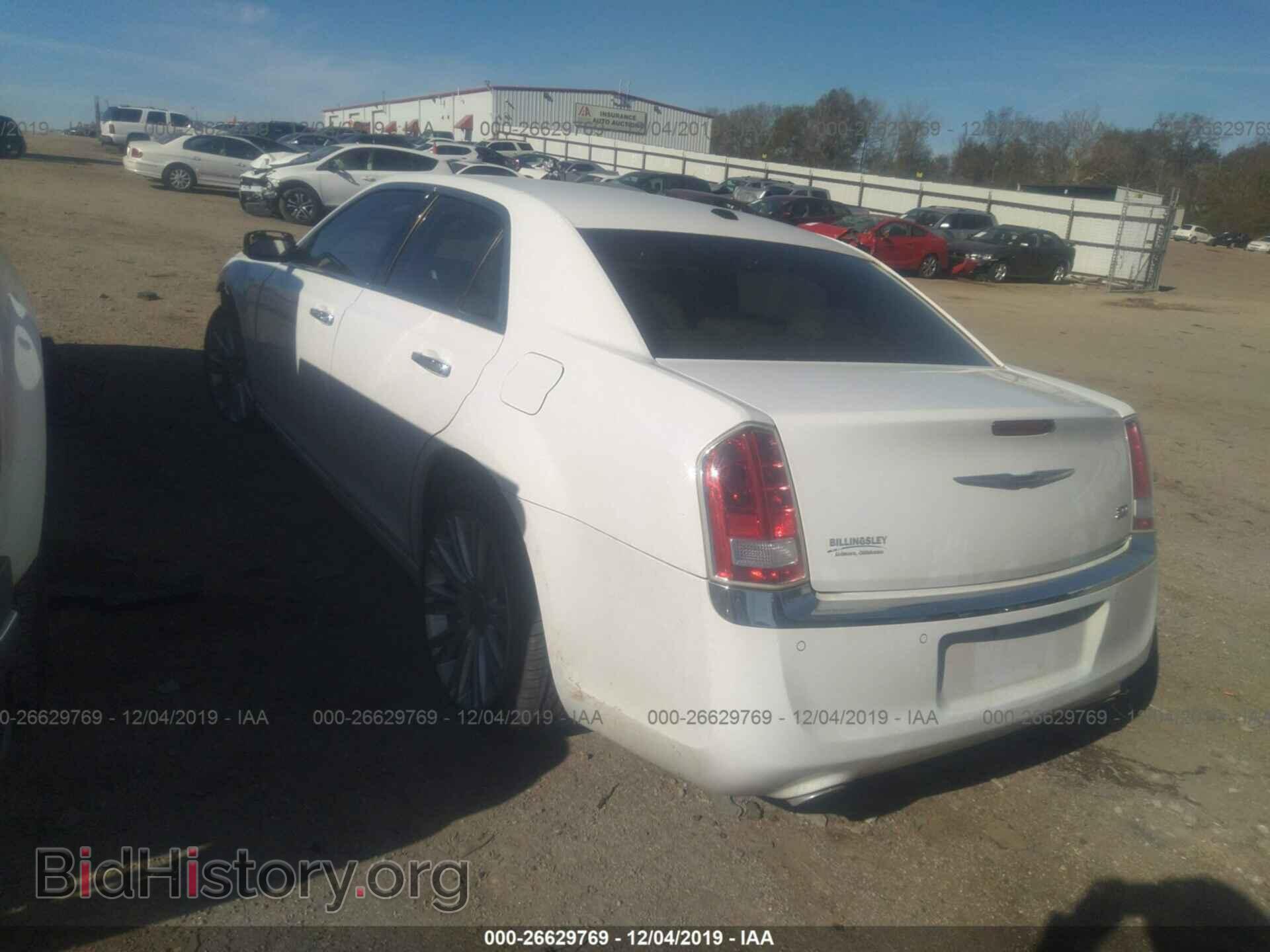 2011 CHRYSLER 300 - VIN: 2C3CA5CG2BH583142 - Photo 3