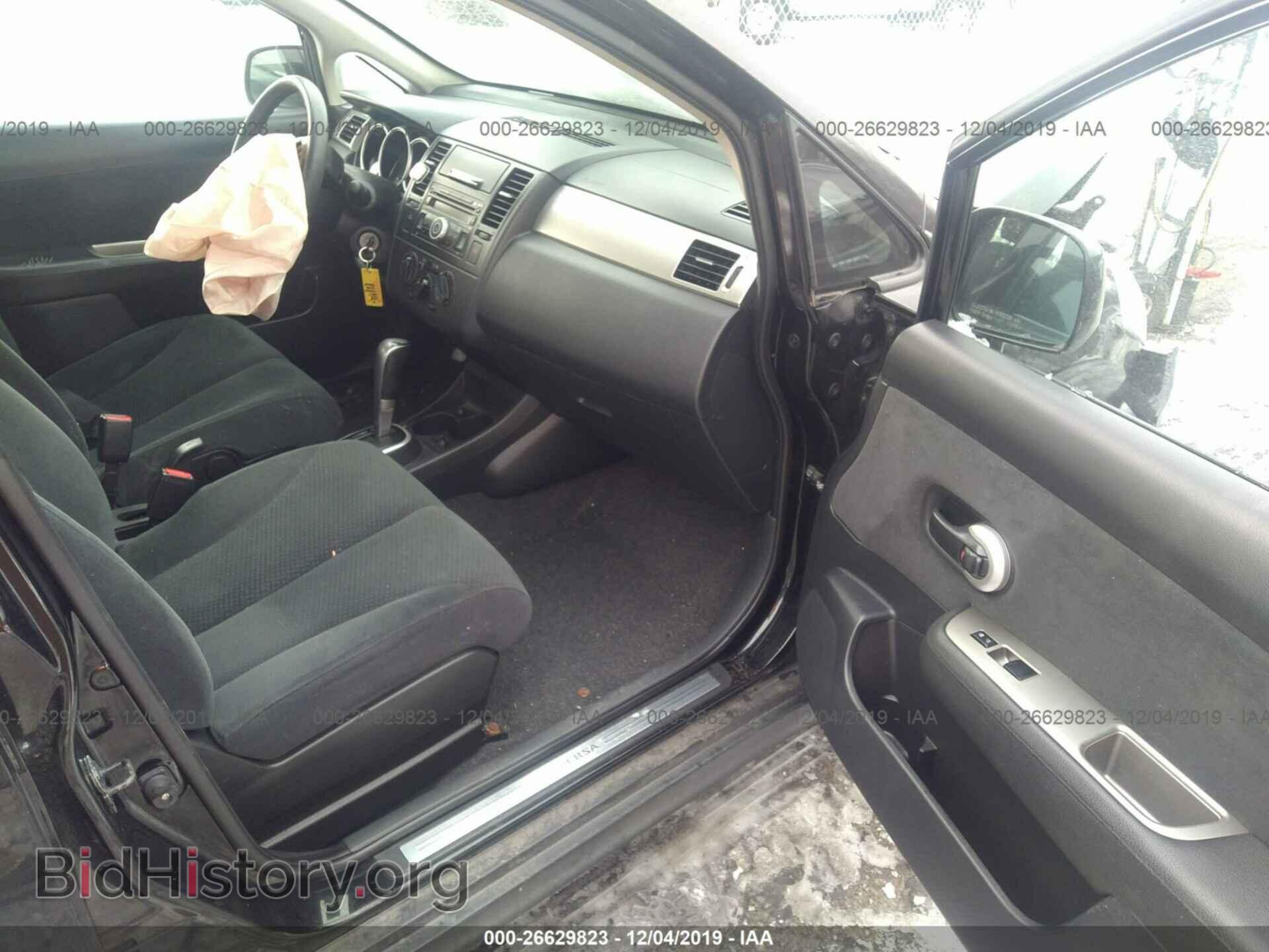 2011 Nissan Versa - VIN: 3N1BC1AP2BL410275 - Photo 5