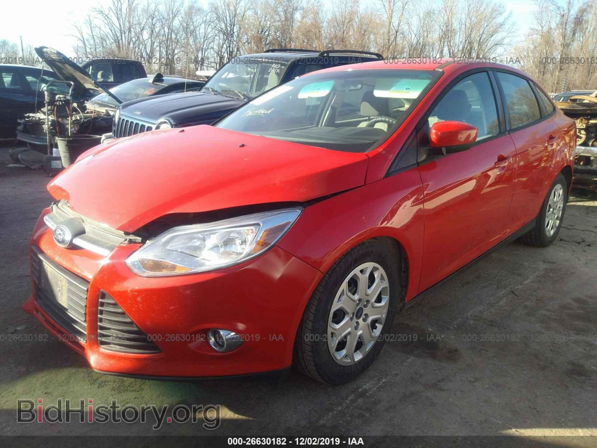 2012 Ford Focus - VIN: 1FAHP3F2XCL273237 - Photo 2