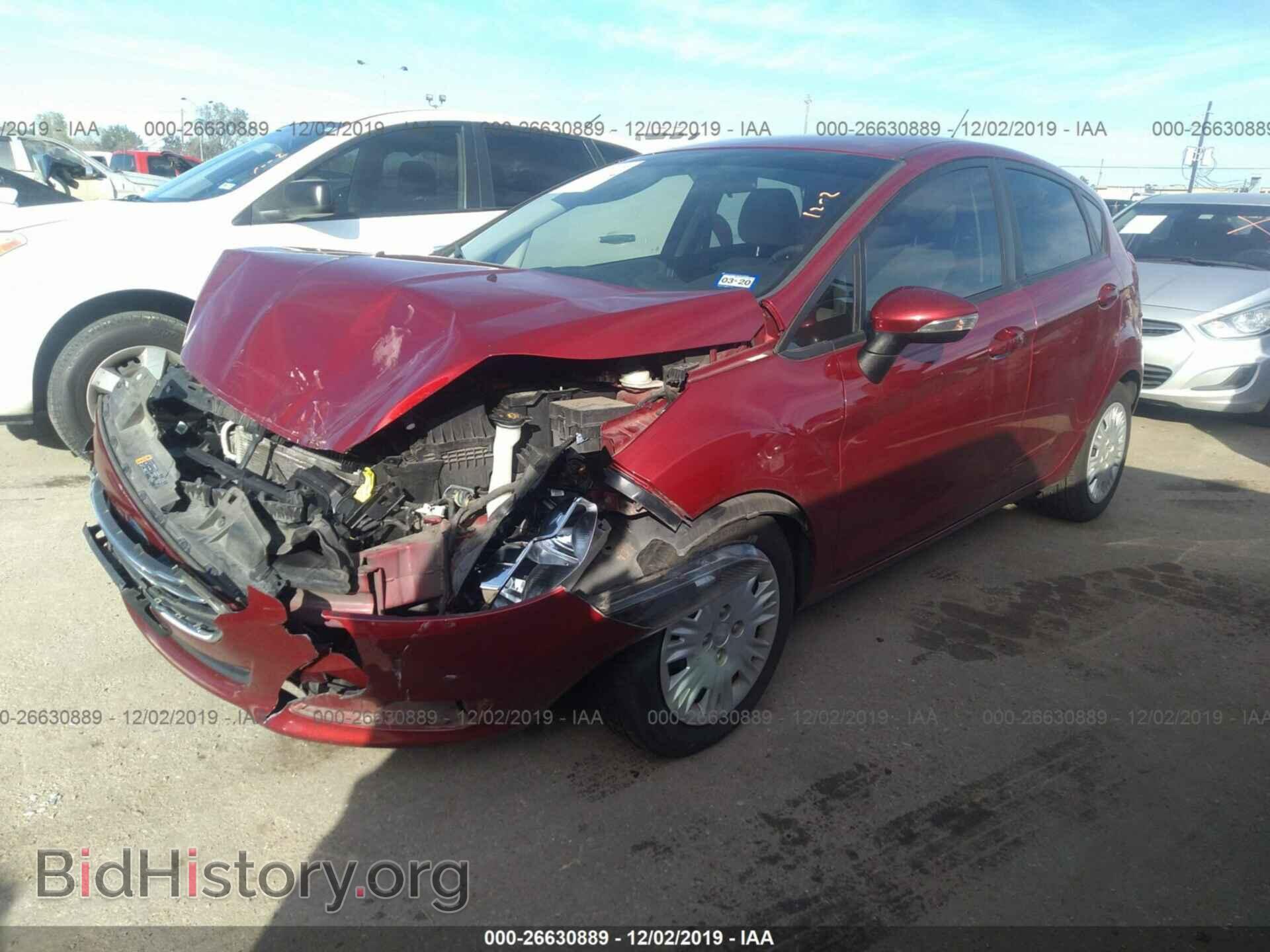 2014 Ford Fiesta - VIN: 3FADP4EE2EM200073 - Photo 2