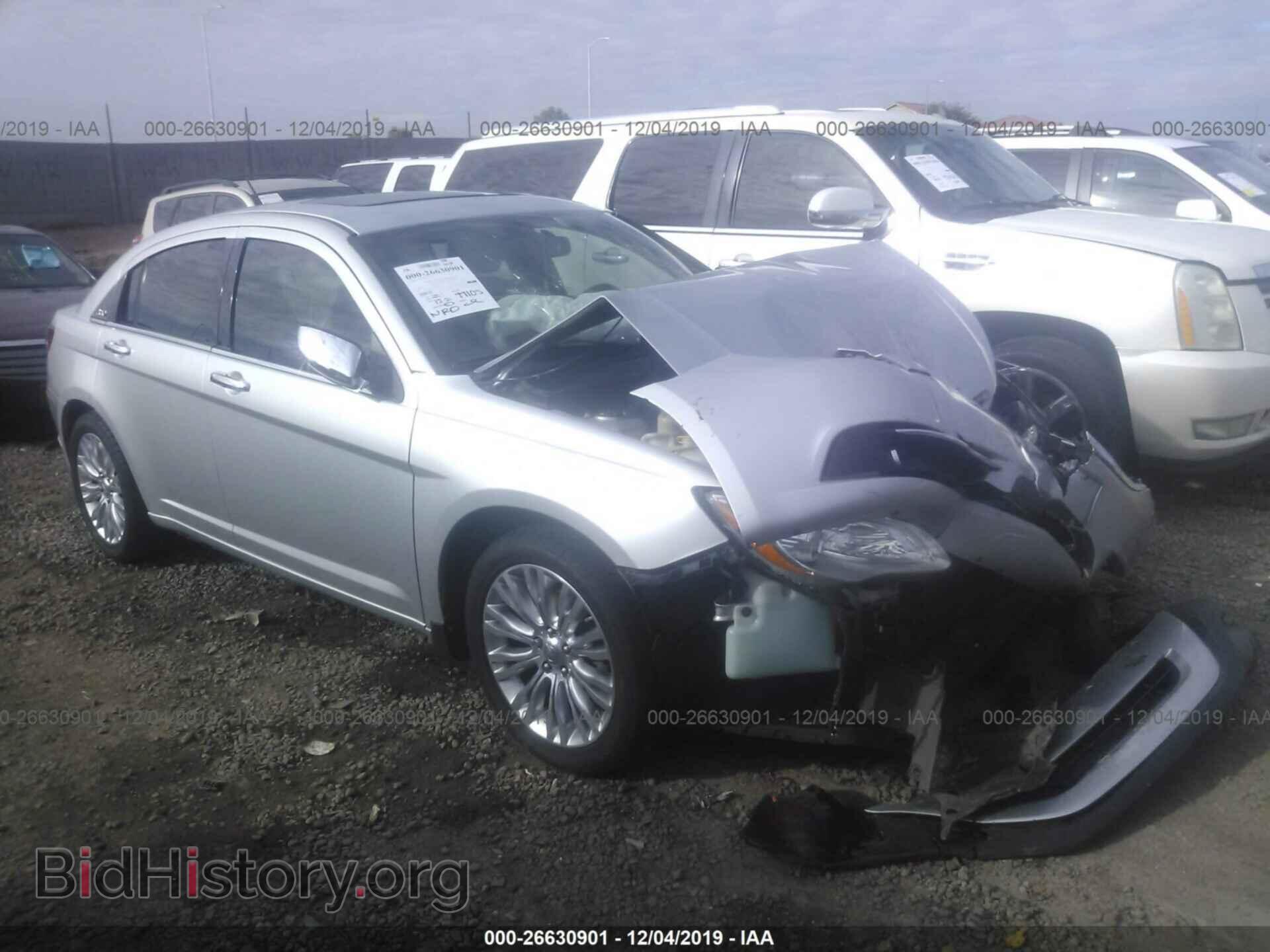 Фотография 1C3CCBCBXCN101734 - CHRYSLER 200 2012