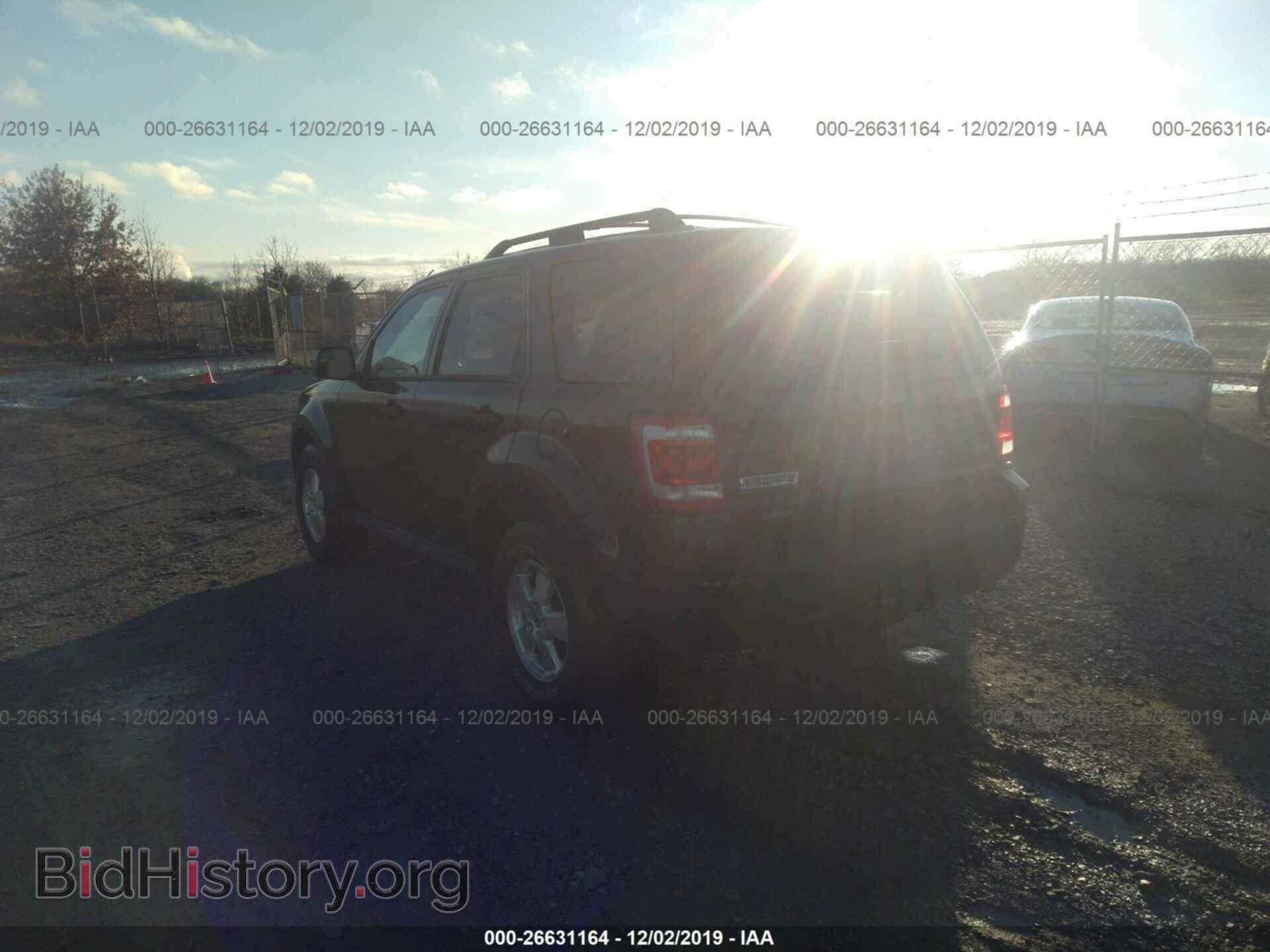 2011 FORD ESCAPE - VIN: 1FMCU9DG9BKB20833 - Фото 3