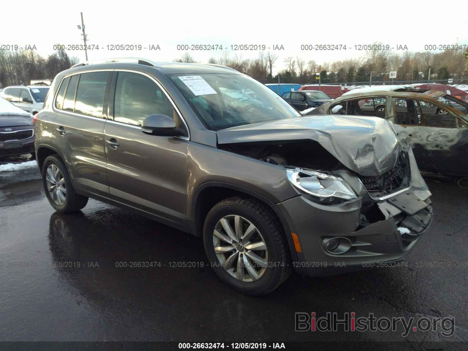 Photo WVGAV7AX5BW524752 - VOLKSWAGEN TIGUAN 2011