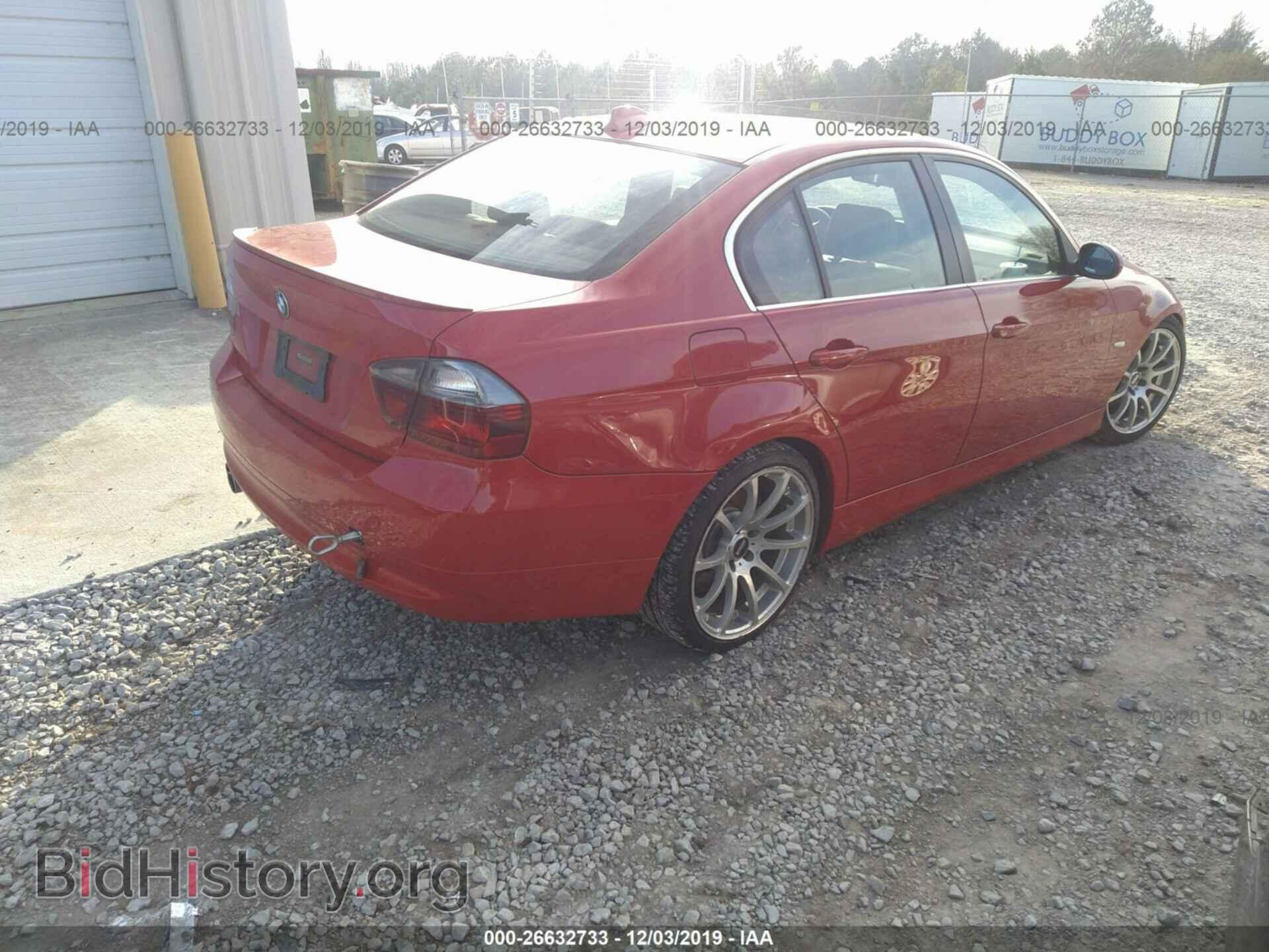 2006 BMW 330 - VIN: WBAVB33596AZ87142 - Photo 4