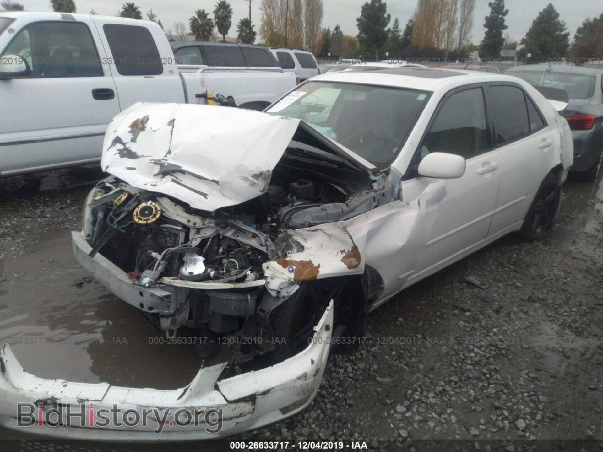 2001 Lexus IS - VIN: JTHBD182010024680 - Фото 2
