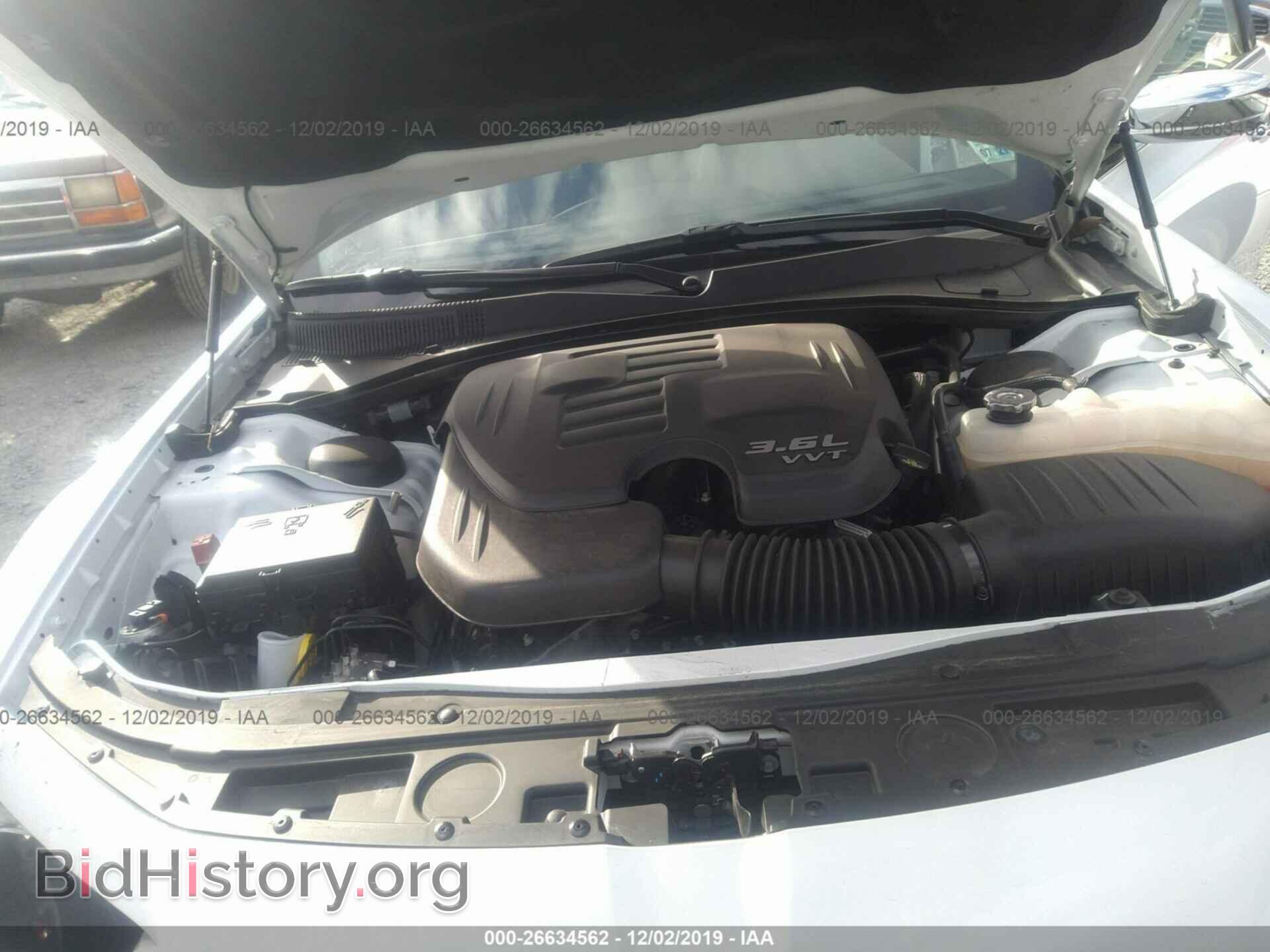 2019 CHRYSLER 300 - VIN: 2C3CCAEG1KH689579 - Photo 10