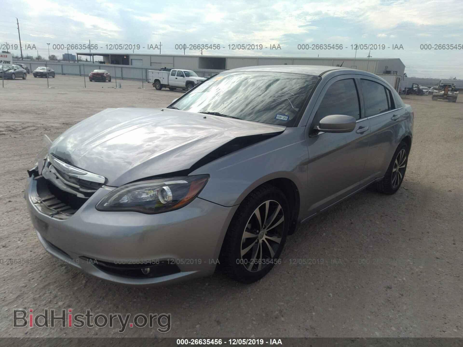 2013 CHRYSLER 200 - VIN: 1C3CCBBB8DN676417 - Photo 2