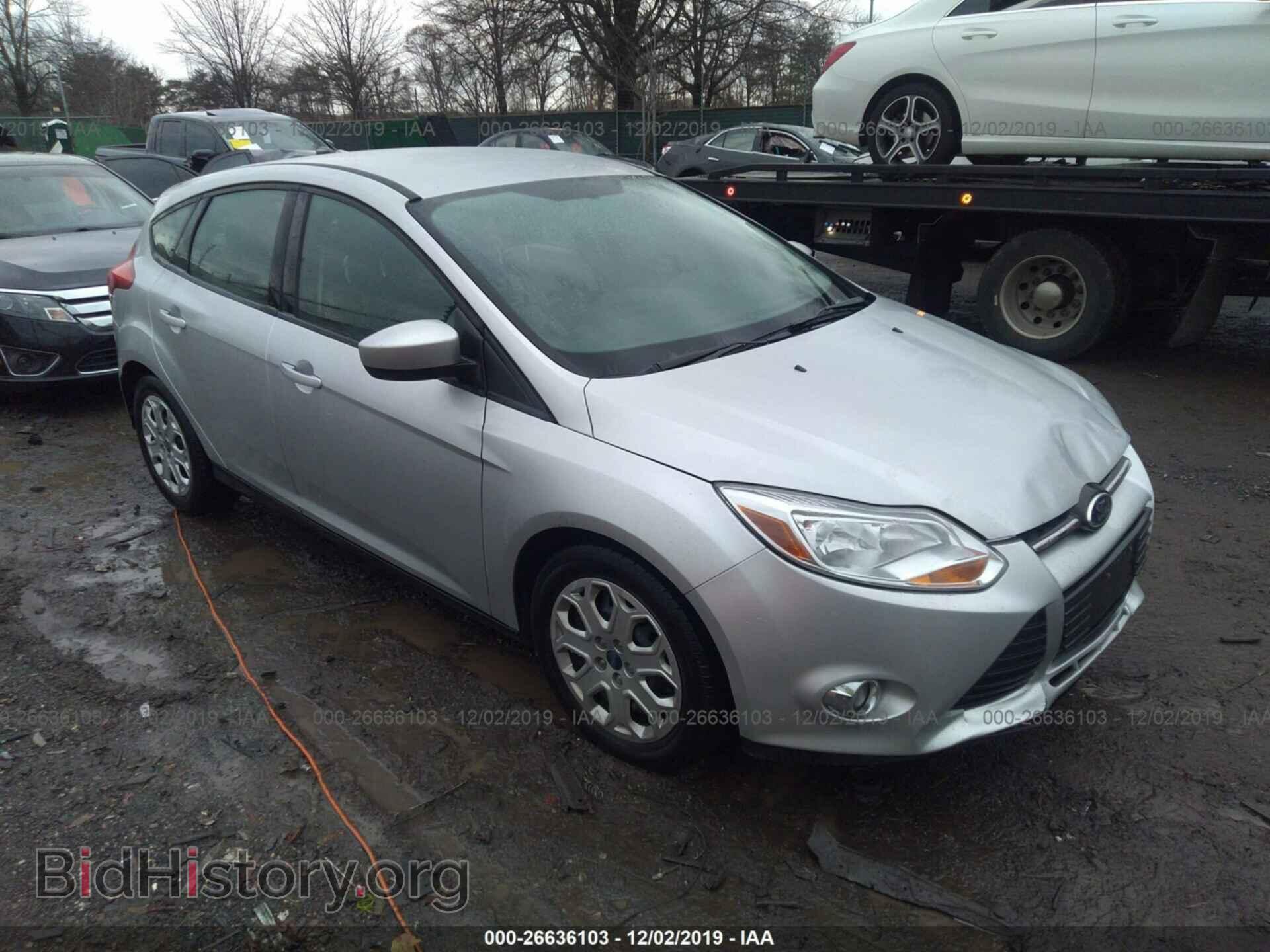 Photo 1FAHP3K24CL351940 - FORD FOCUS 2012