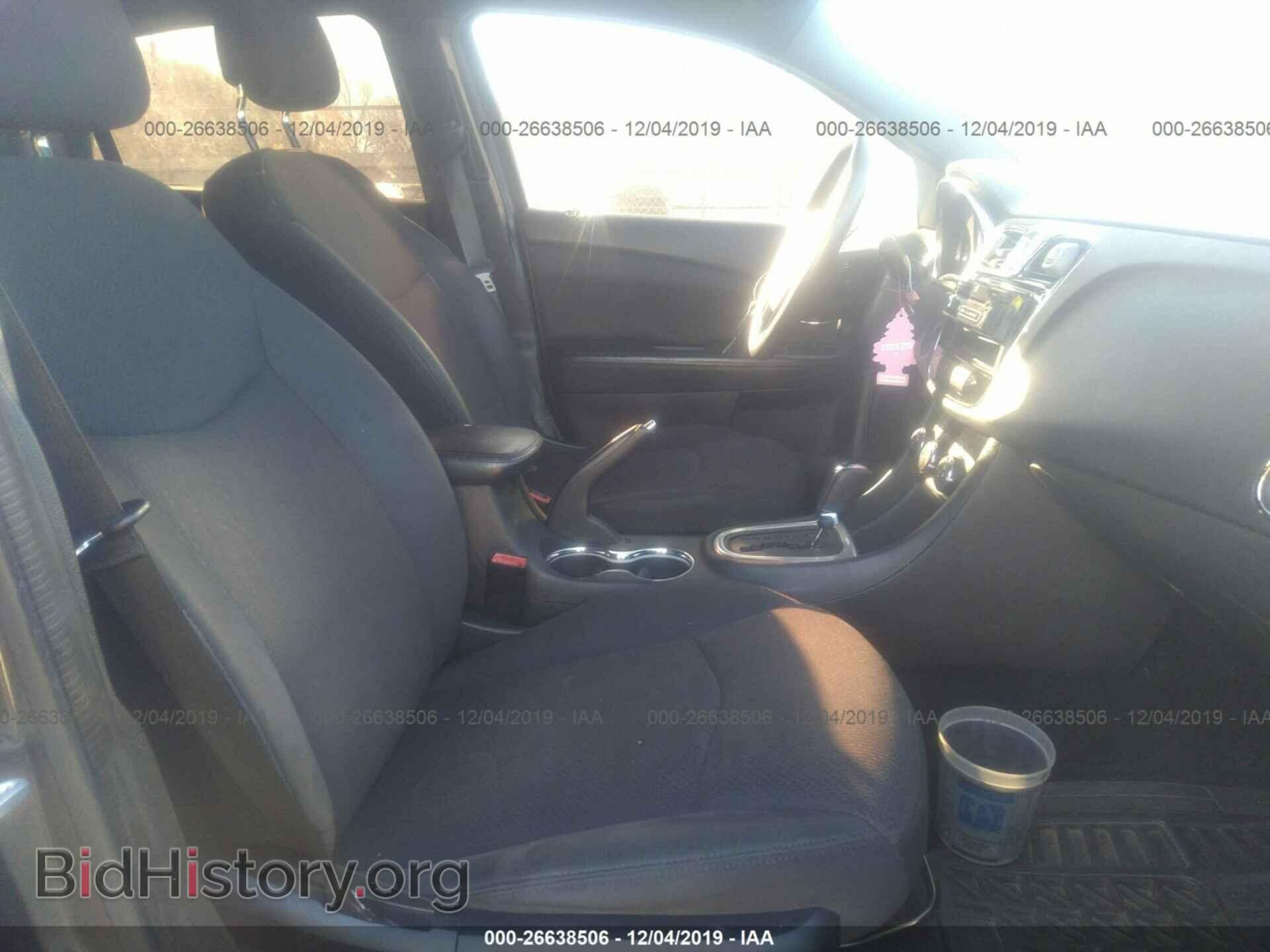 2014 CHRYSLER 200 - VIN: 1C3CCBAB3EN236009 - Фото 5