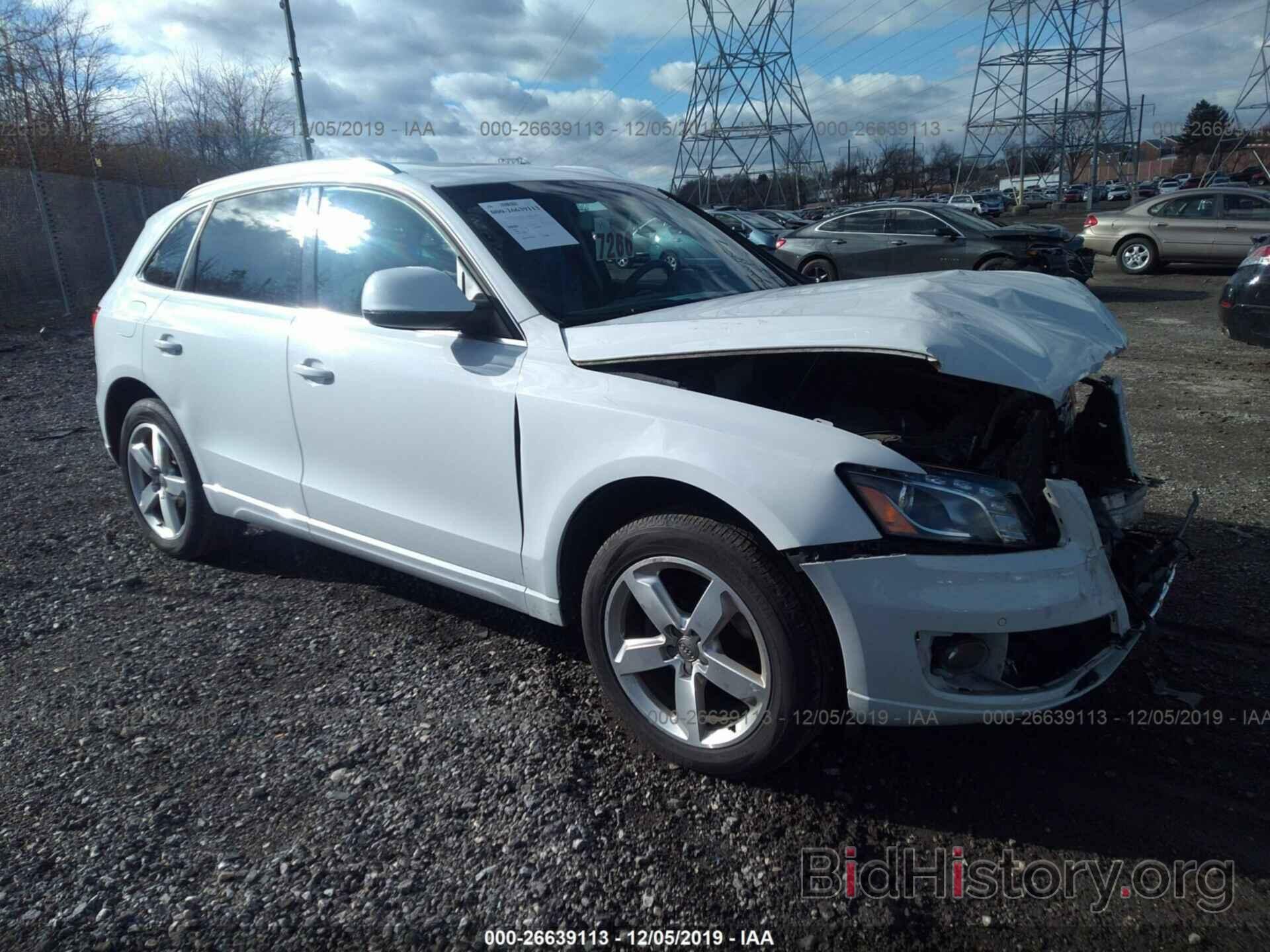 Photo WA1LFAFP4CA103999 - Audi Q5 2012