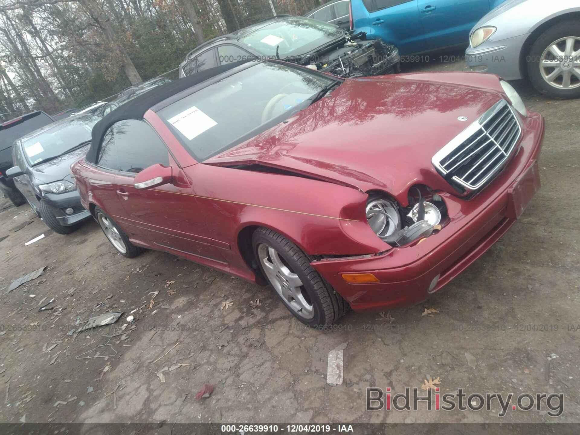 Photo WDBLK70GX2T117906 - MERCEDES-BENZ CLK 2002